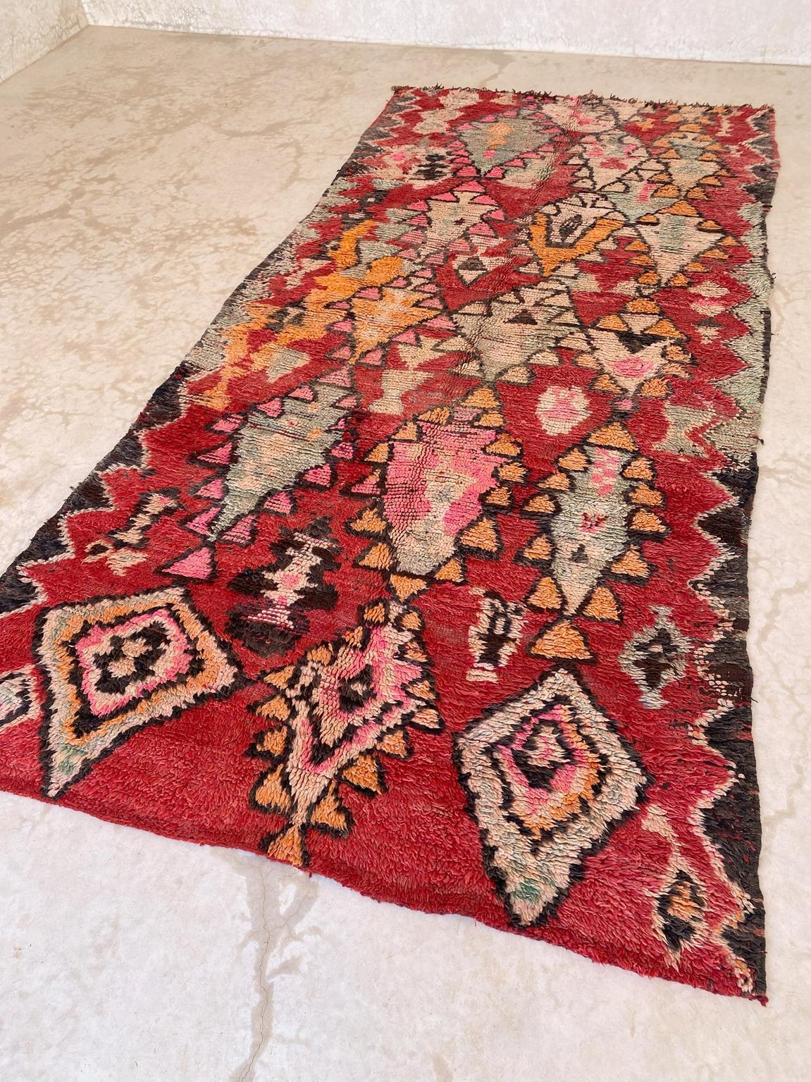 Vintage Moroccan Rehamna rug - Red/pink - 5.9x12.2feet / 180x373cm For Sale 7