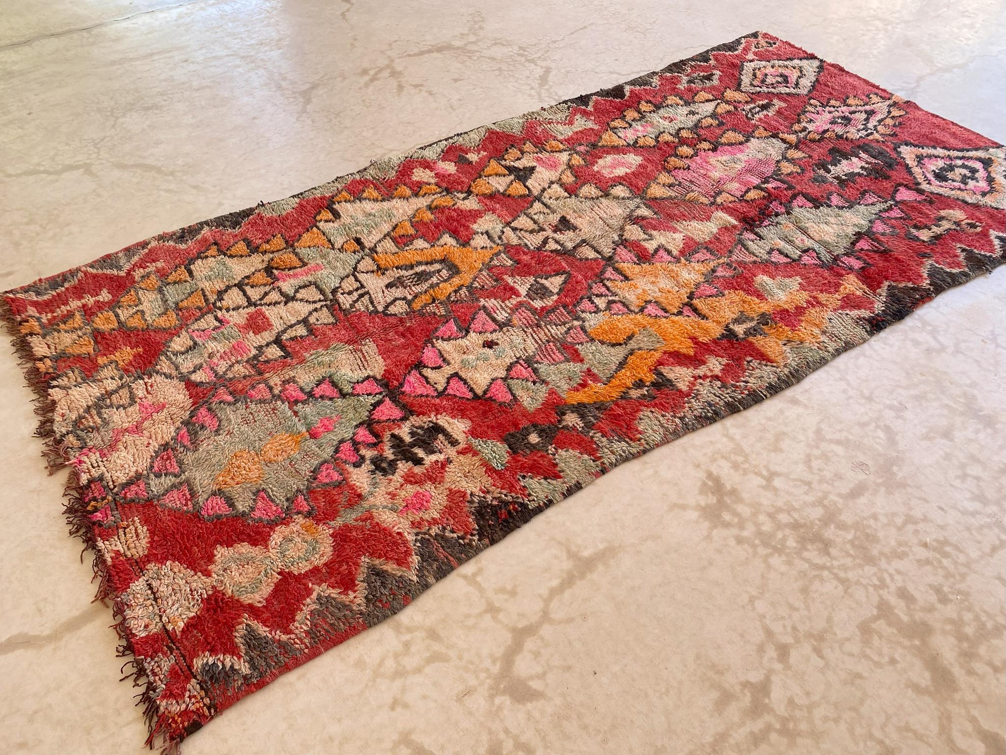 Vintage Moroccan Rehamna rug - Red/pink - 5.9x12.2feet / 180x373cm In Good Condition For Sale In Marrakech, MA