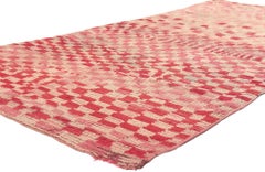 Marokkanischer Rehamna-Teppich im Vintage-Stil mit Schachbrettmuster und kubistischem Stil