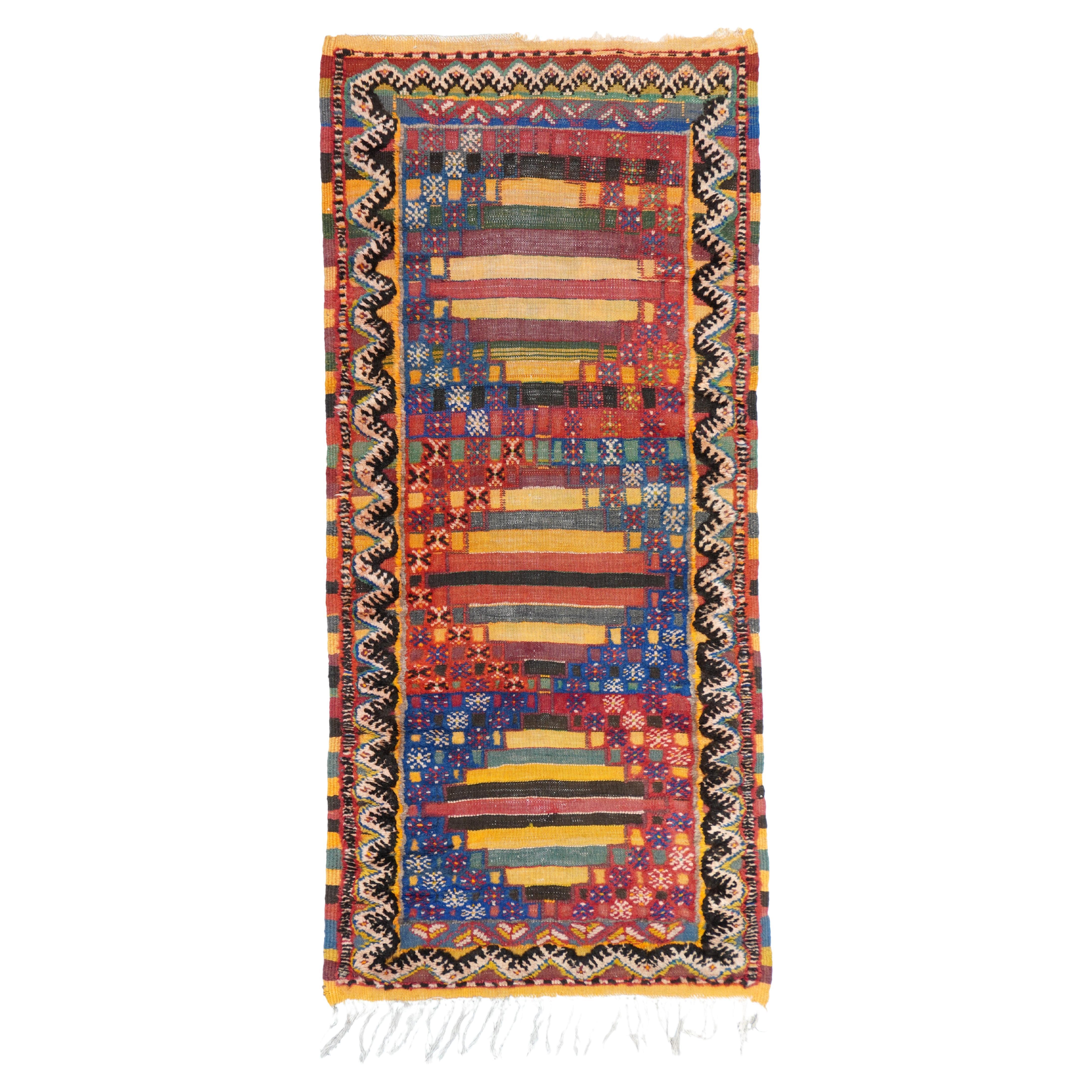 Vintage Marokkanischer Teppich 2'4'' x 5'5'' im Angebot