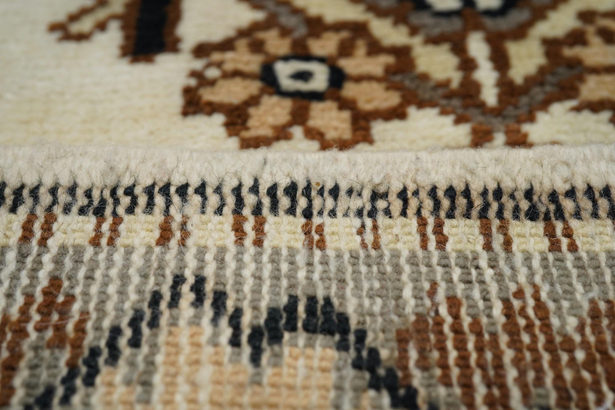 Marokkanischer Vintage-Teppich im Angebot 6