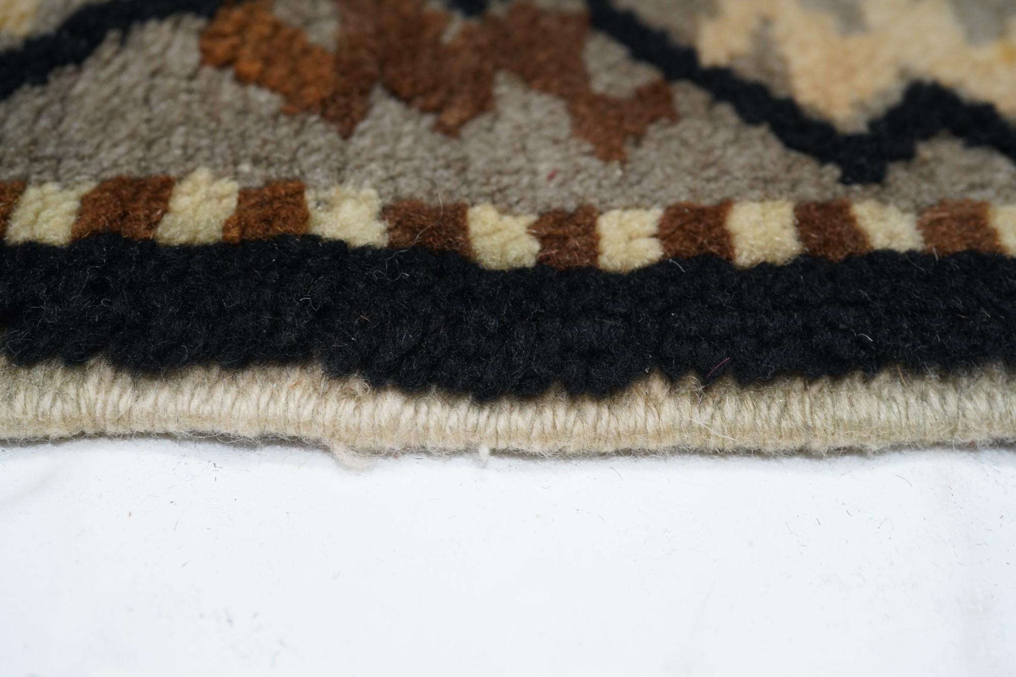 Marokkanischer Vintage-Teppich (Ende des 20. Jahrhunderts) im Angebot