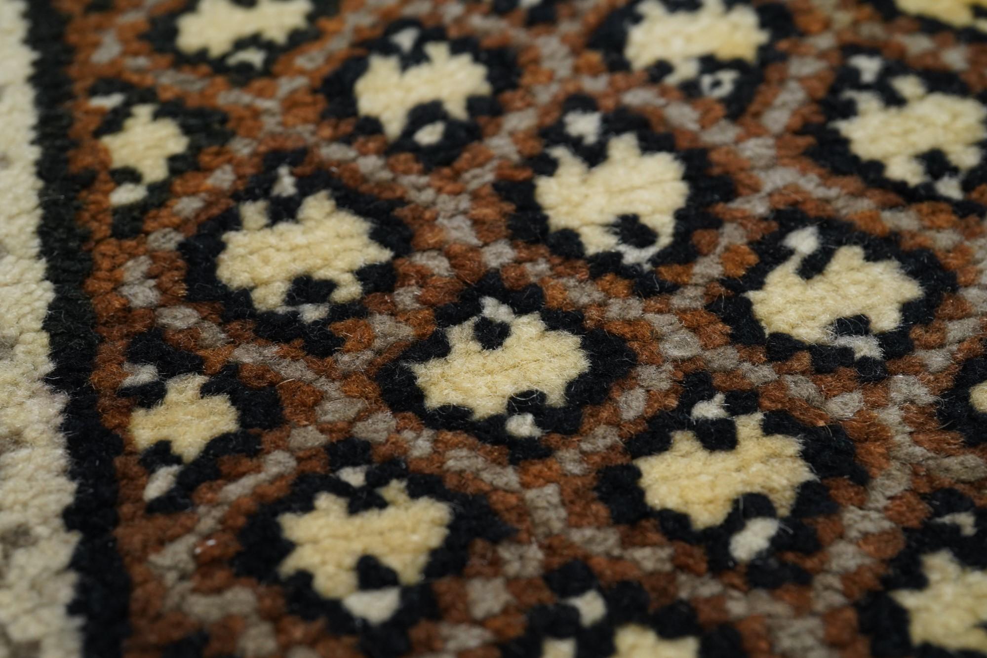 Marokkanischer Vintage-Teppich im Angebot 2