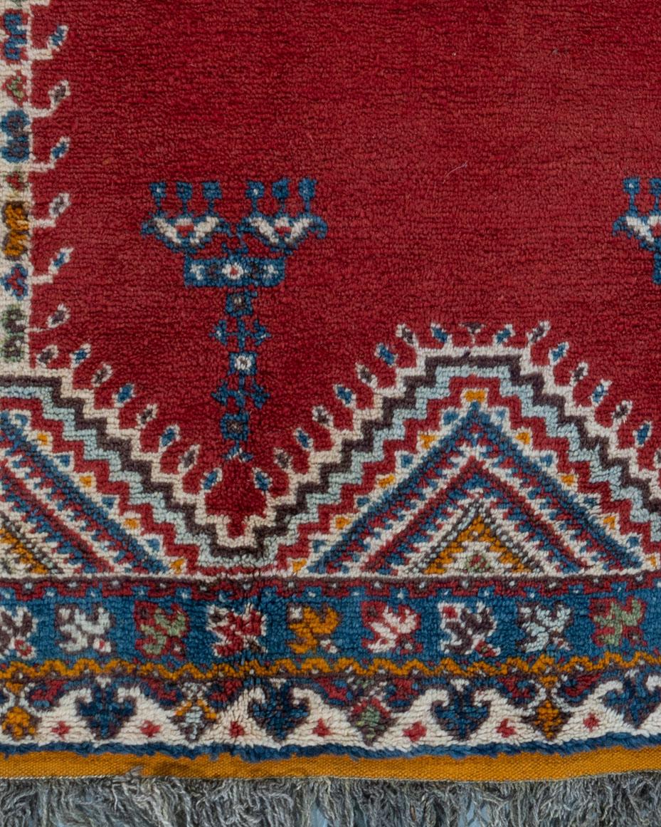 Vintage Moroccan Rug 5' x 8'4 In Good Condition For Sale In New York, NY