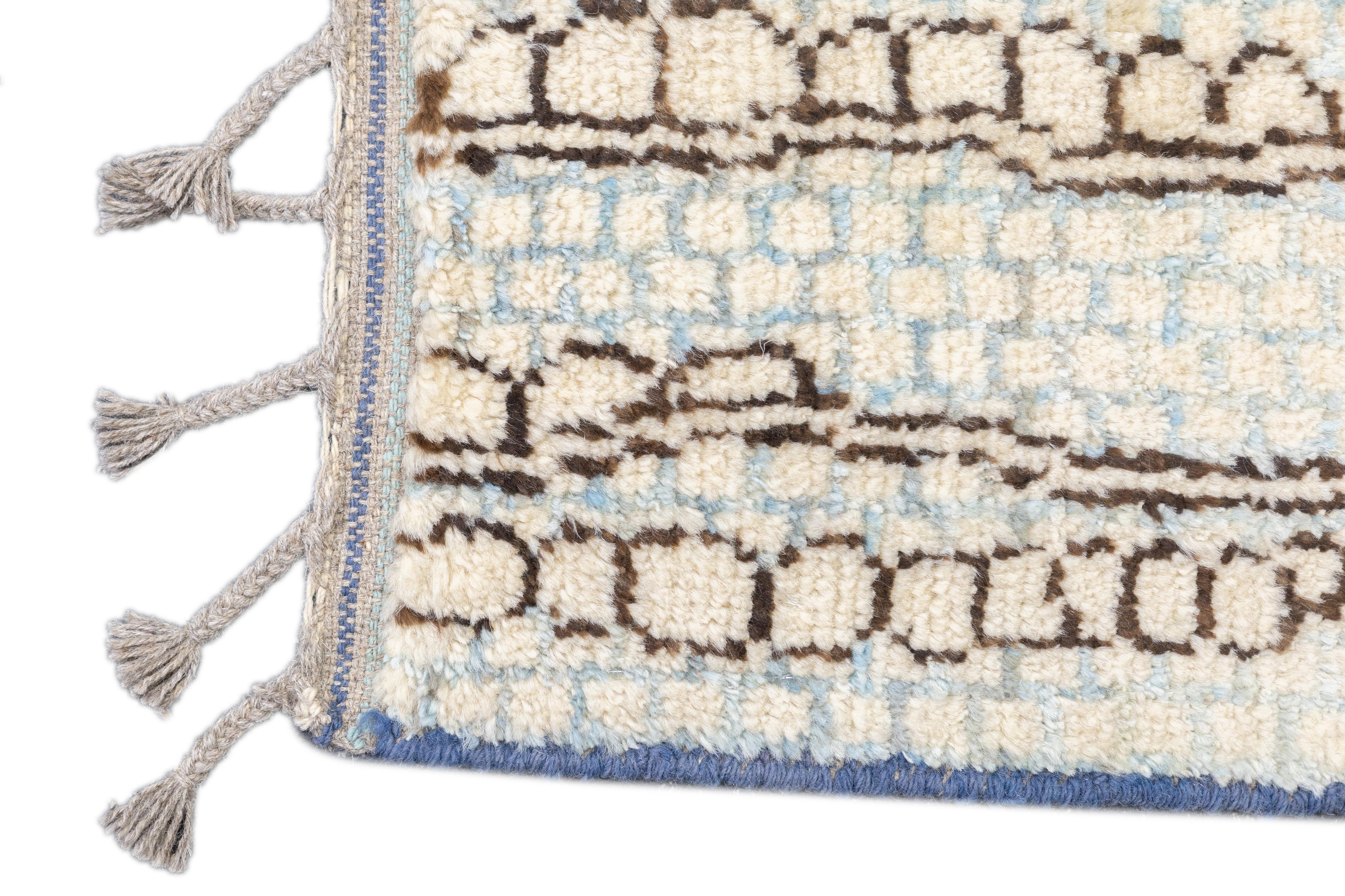 Tappeto marocchino vintage 5'3'' x 6'11'' in vendita 1