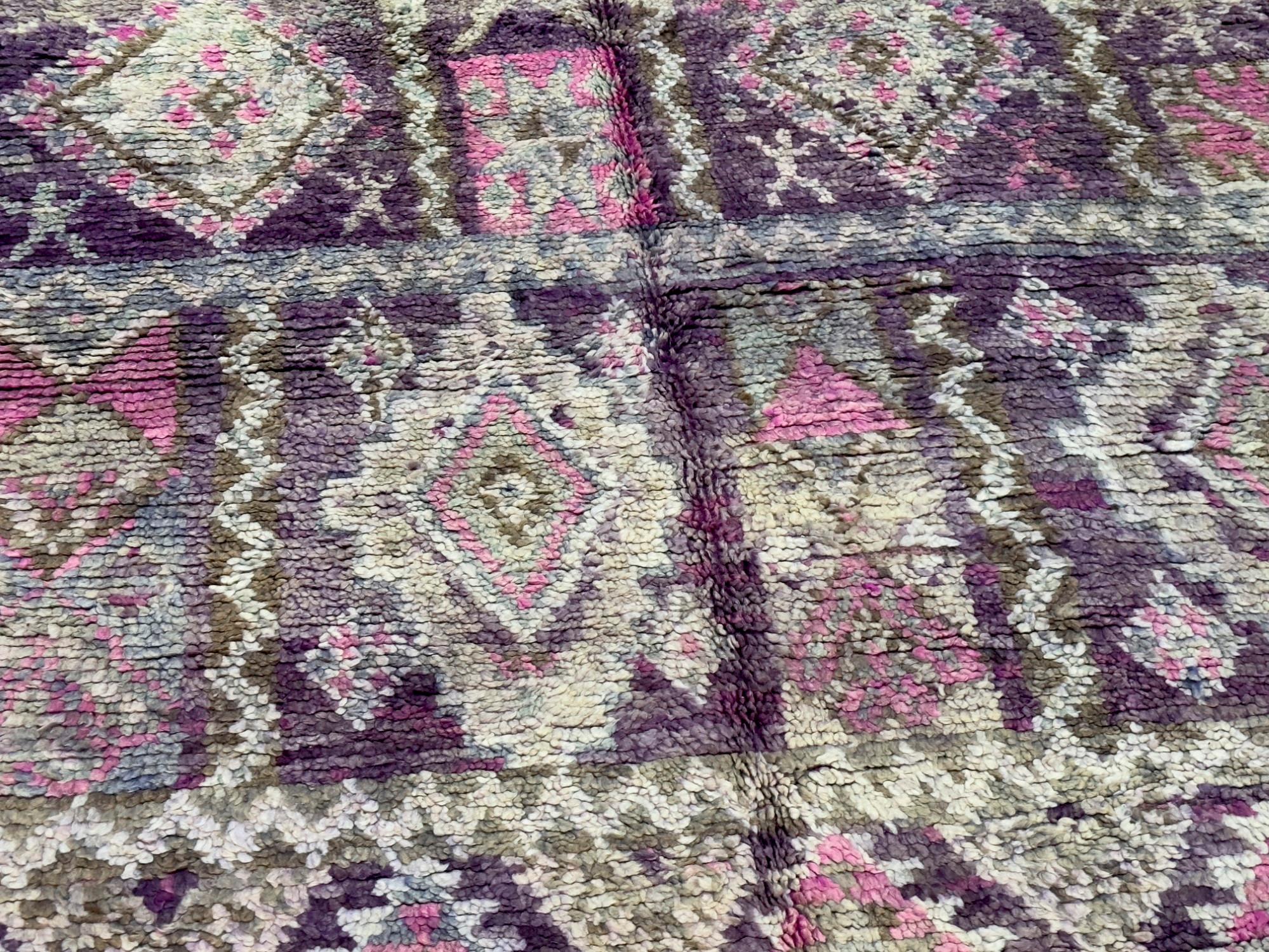 20th Century Vintage Moroccan Rug 5’9