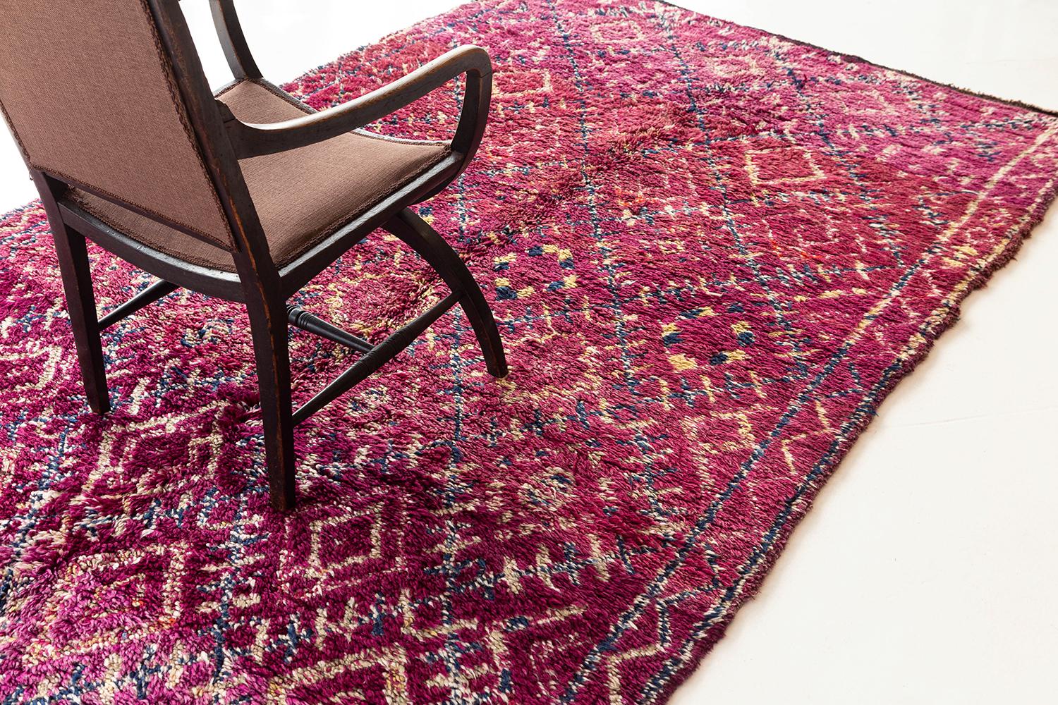 Alfombra marroquí vintage Azilal Tribu Colección Atlas en venta 2