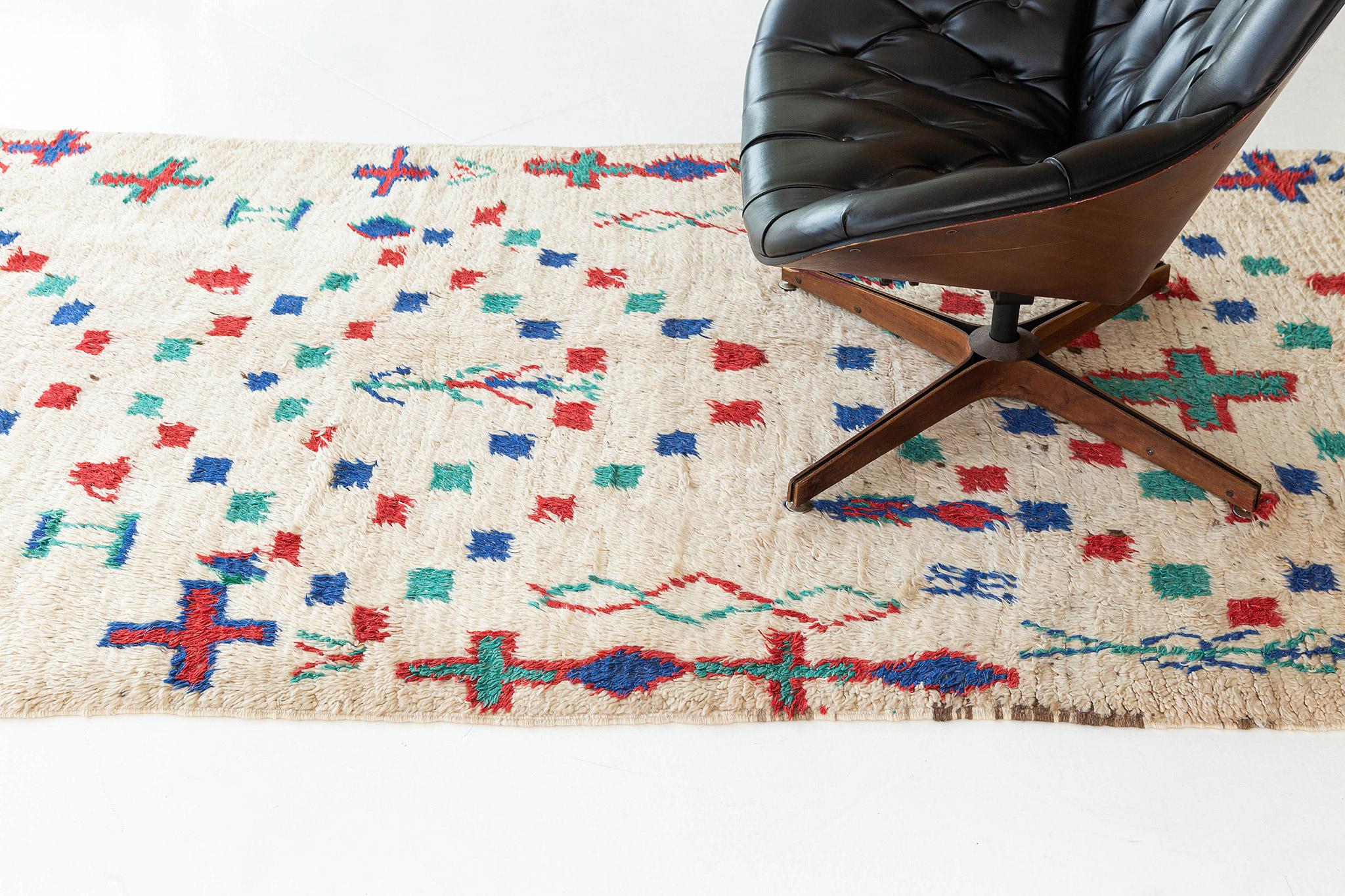 Marokkanischer Vintage-Teppich Azilal Tribe Atlas Kollektion im Zustand „Gut“ im Angebot in WEST HOLLYWOOD, CA