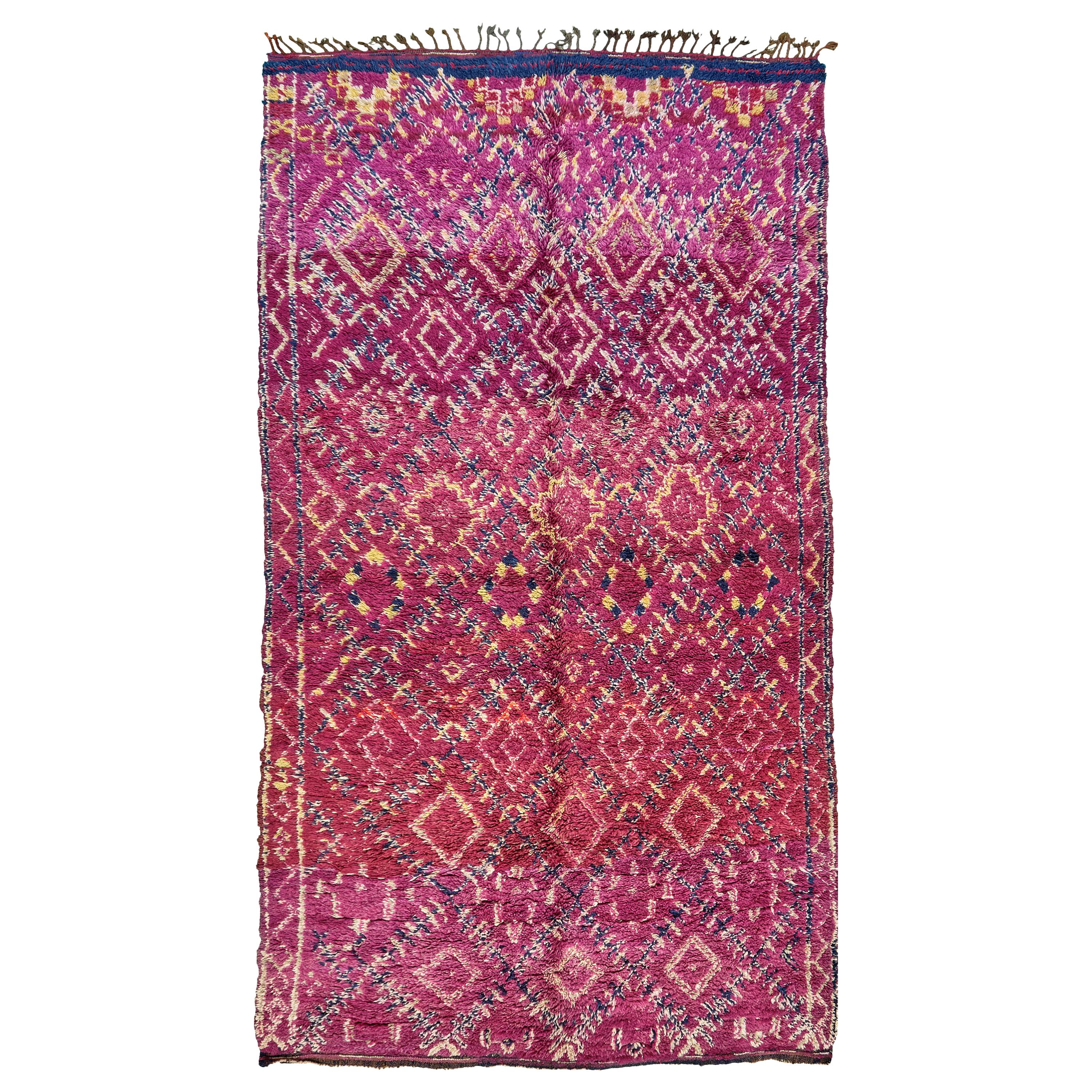 Alfombra marroquí vintage Azilal Tribu Colección Atlas en venta