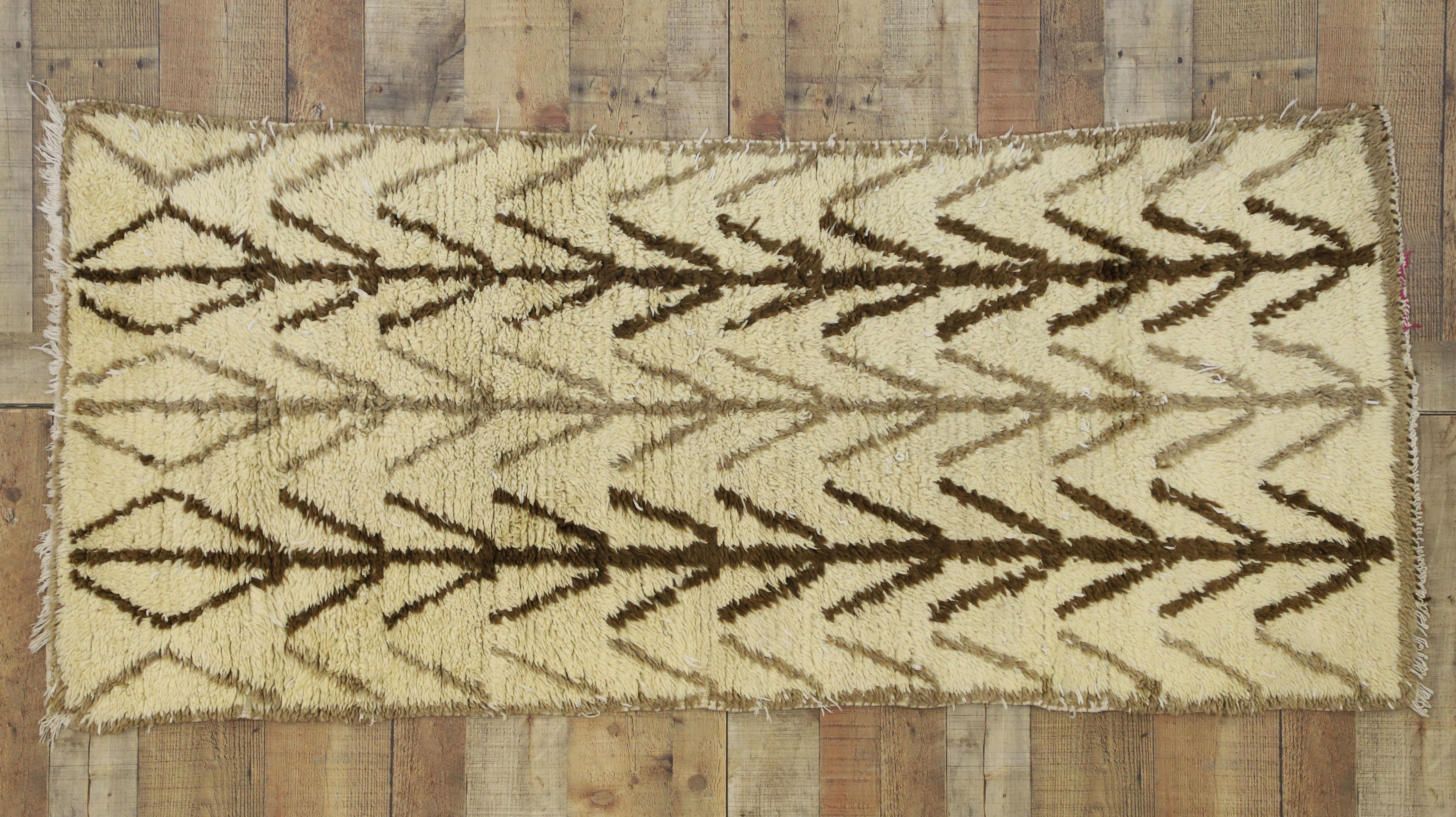 Vintage Berber Moroccan Rug with Modern Style 2