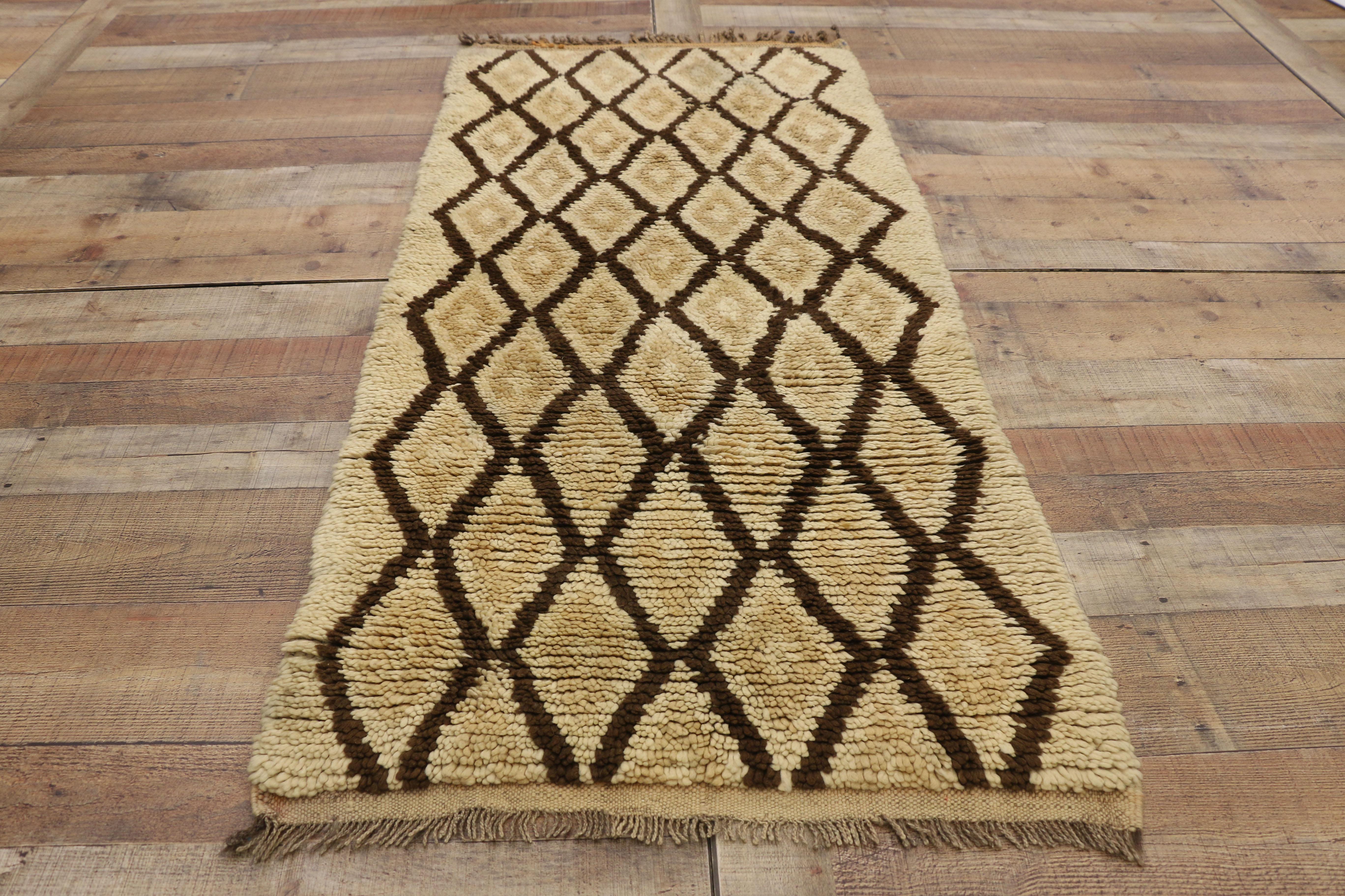 Vintage Berber Moroccan Rug with Tribal Style 2