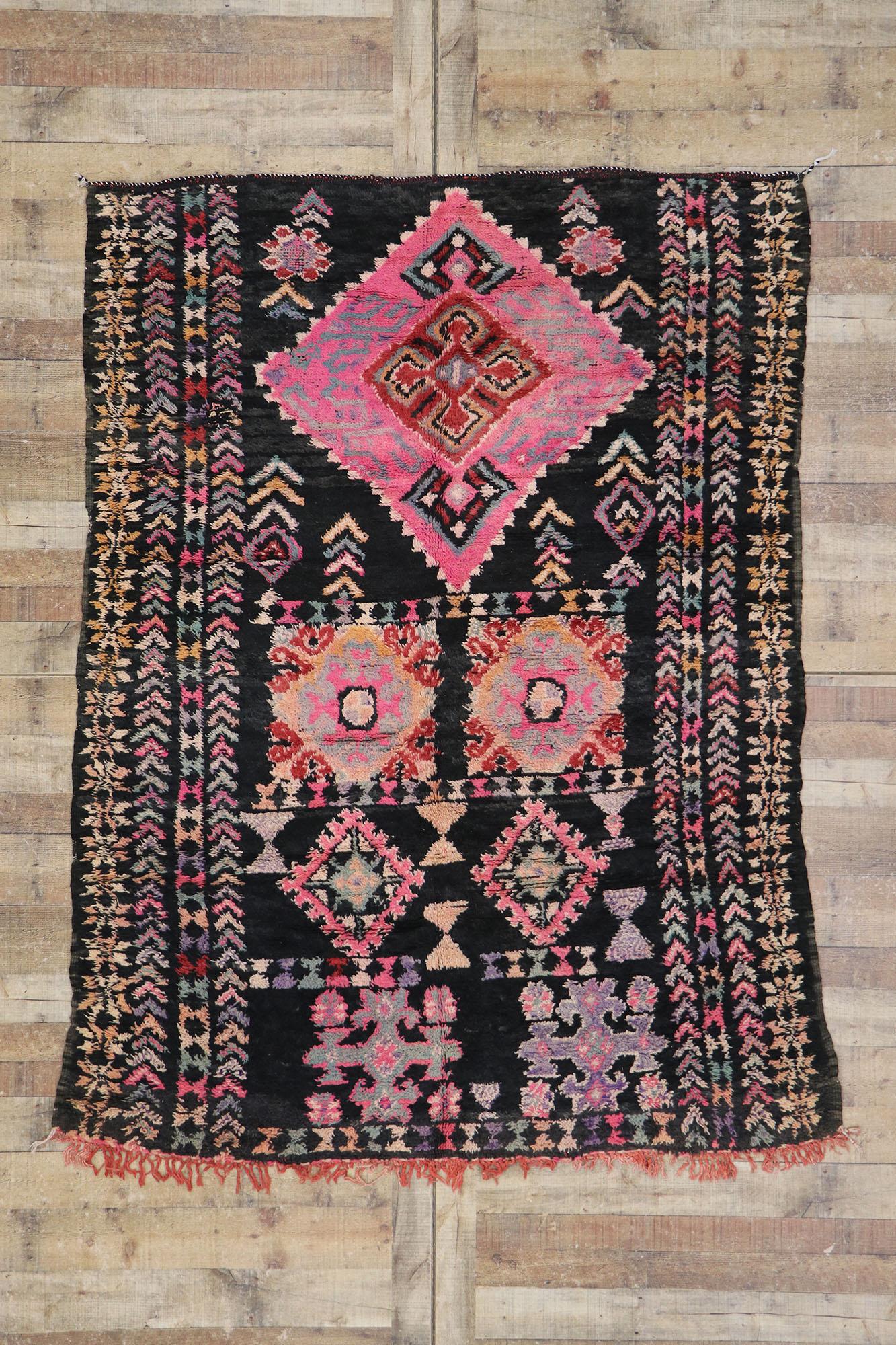 Marokkanischer Teppich im Vintage-Stil von Berberbesatz aus Marokko (20. Jahrhundert) im Angebot