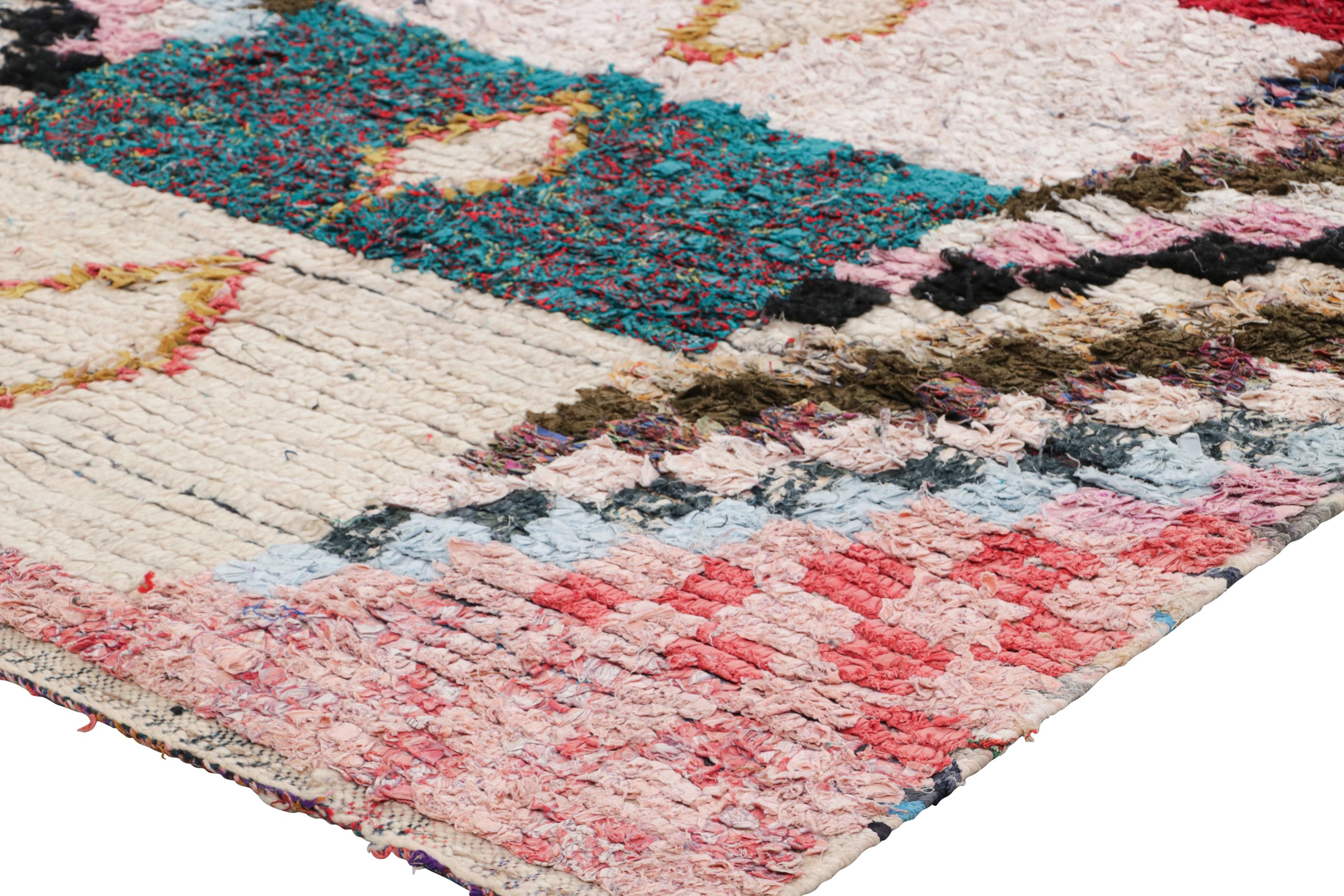 Vintage Marokkanischer Teppich, bunt mit geometrischen Mustern & Streifen - Rug & Kilim (Mitte des 20. Jahrhunderts) im Angebot