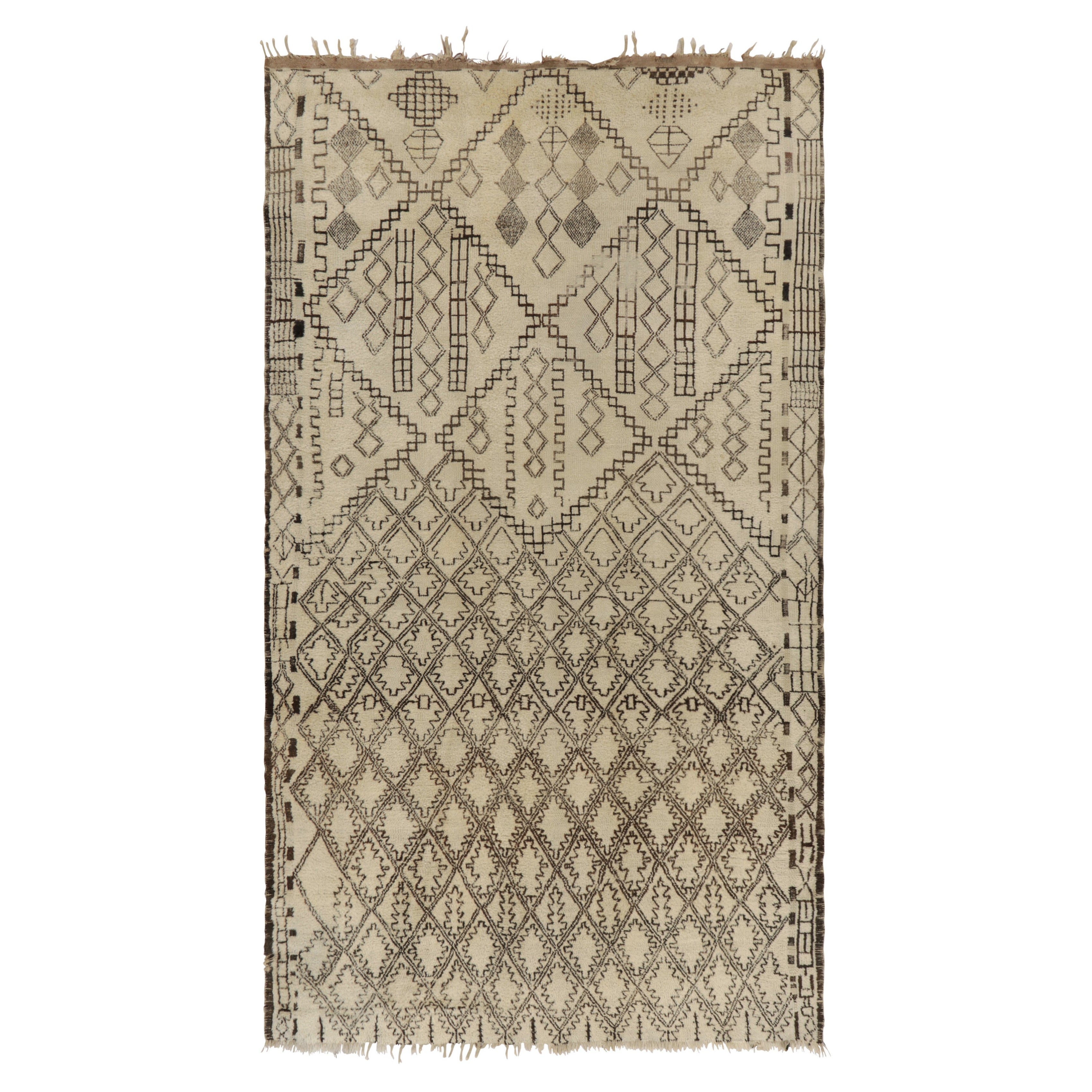 Vintage Moroccan Rug, Cream and Brown Diamond Geometric Patterns - Rug & Kilim For Sale