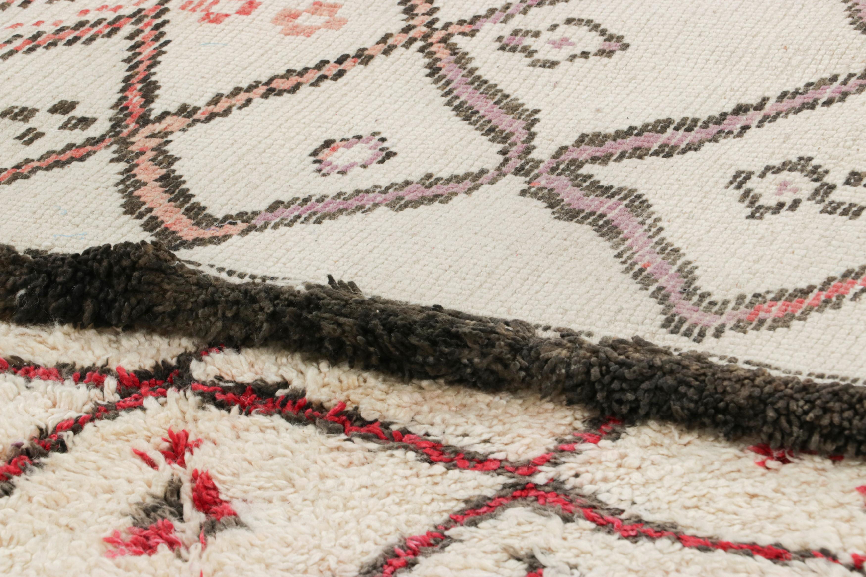 Alfombra marroquí vintage, crema y beige con motivos de rombos - Rug & Kilim Lana en venta