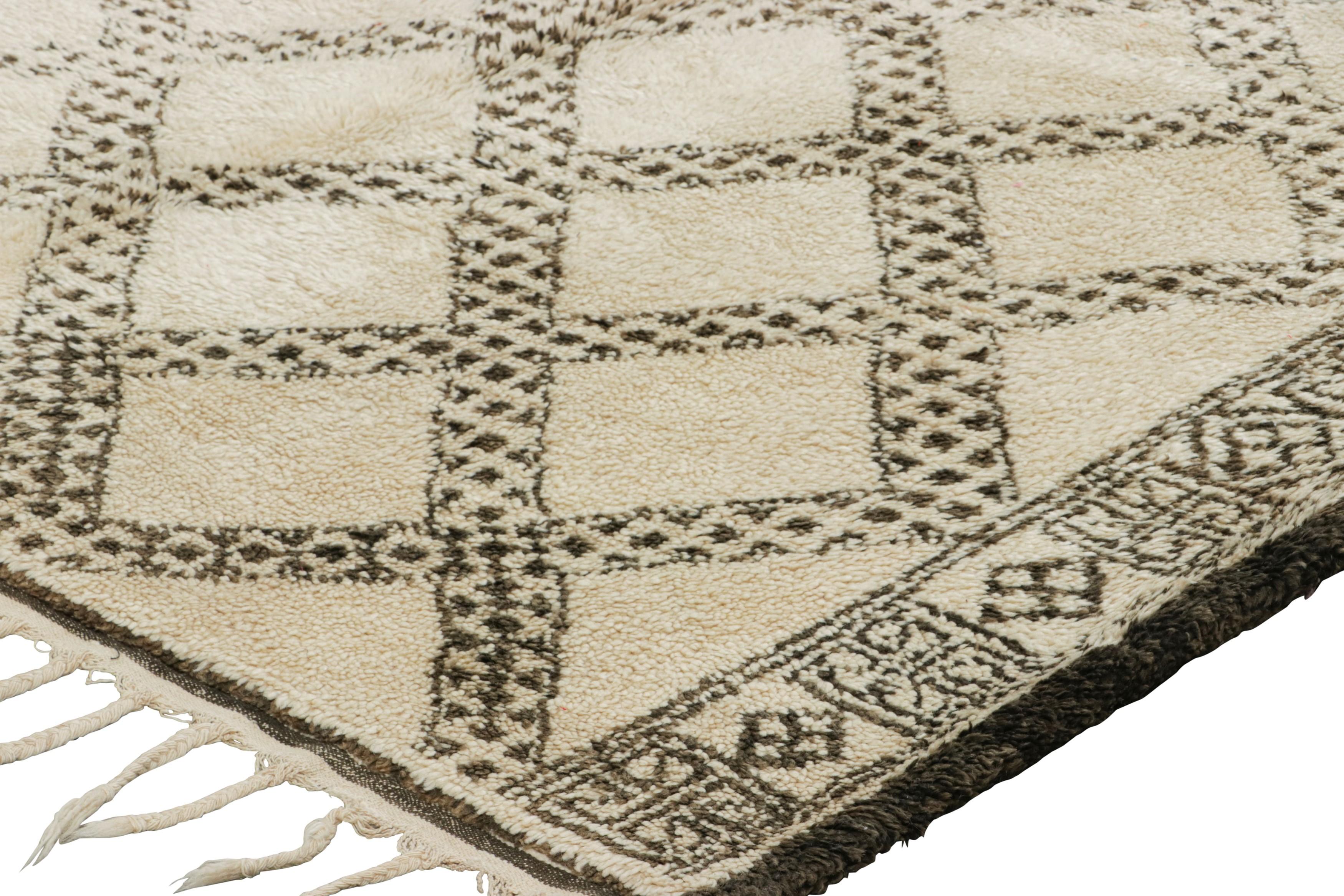 Vintage Marokkanischer Teppich, Creme & Schwarz mit Rautenmustern - Rug & Kilim (Wolle) im Angebot