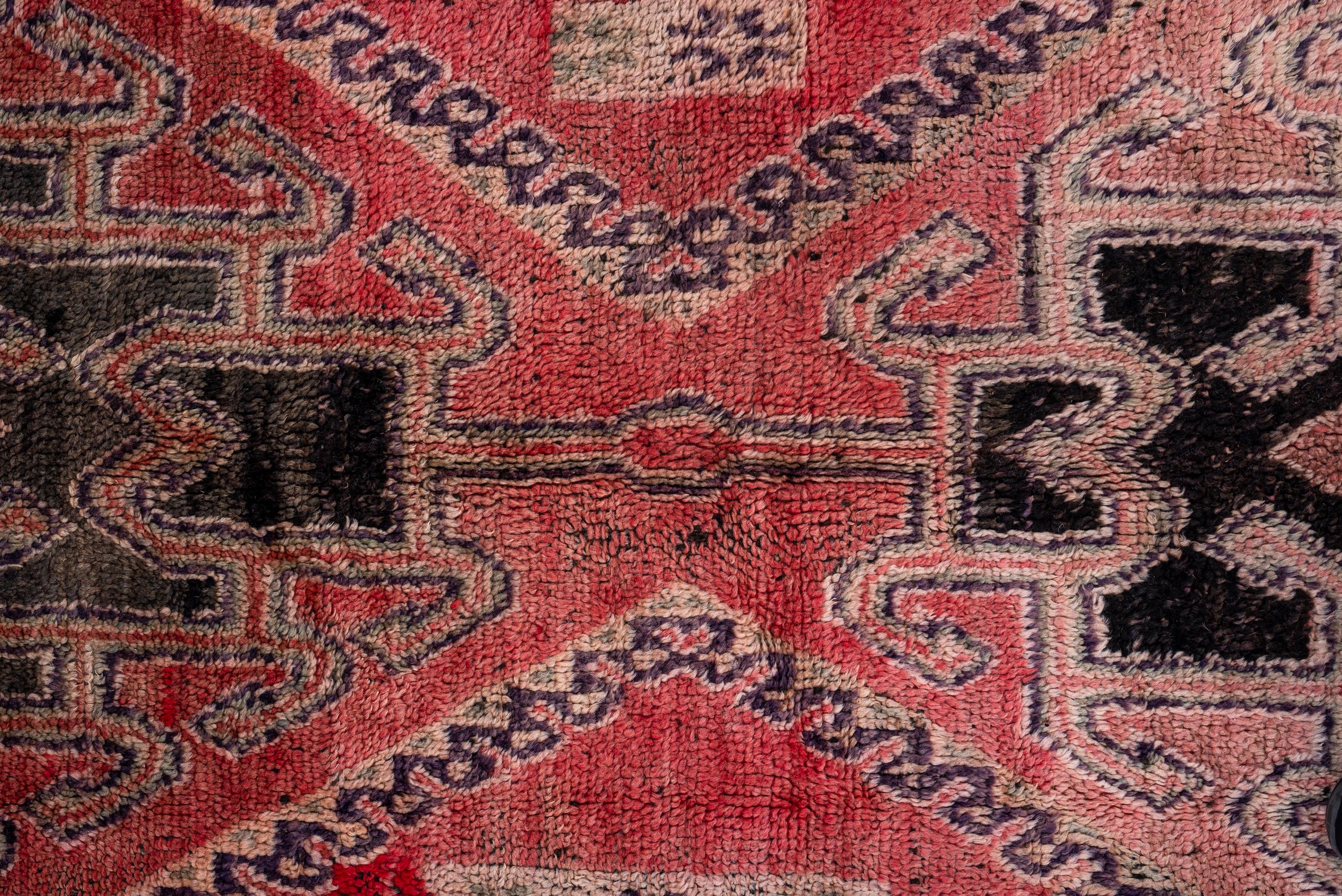 Tribal Vintage Moroccan Rug Design For Sale