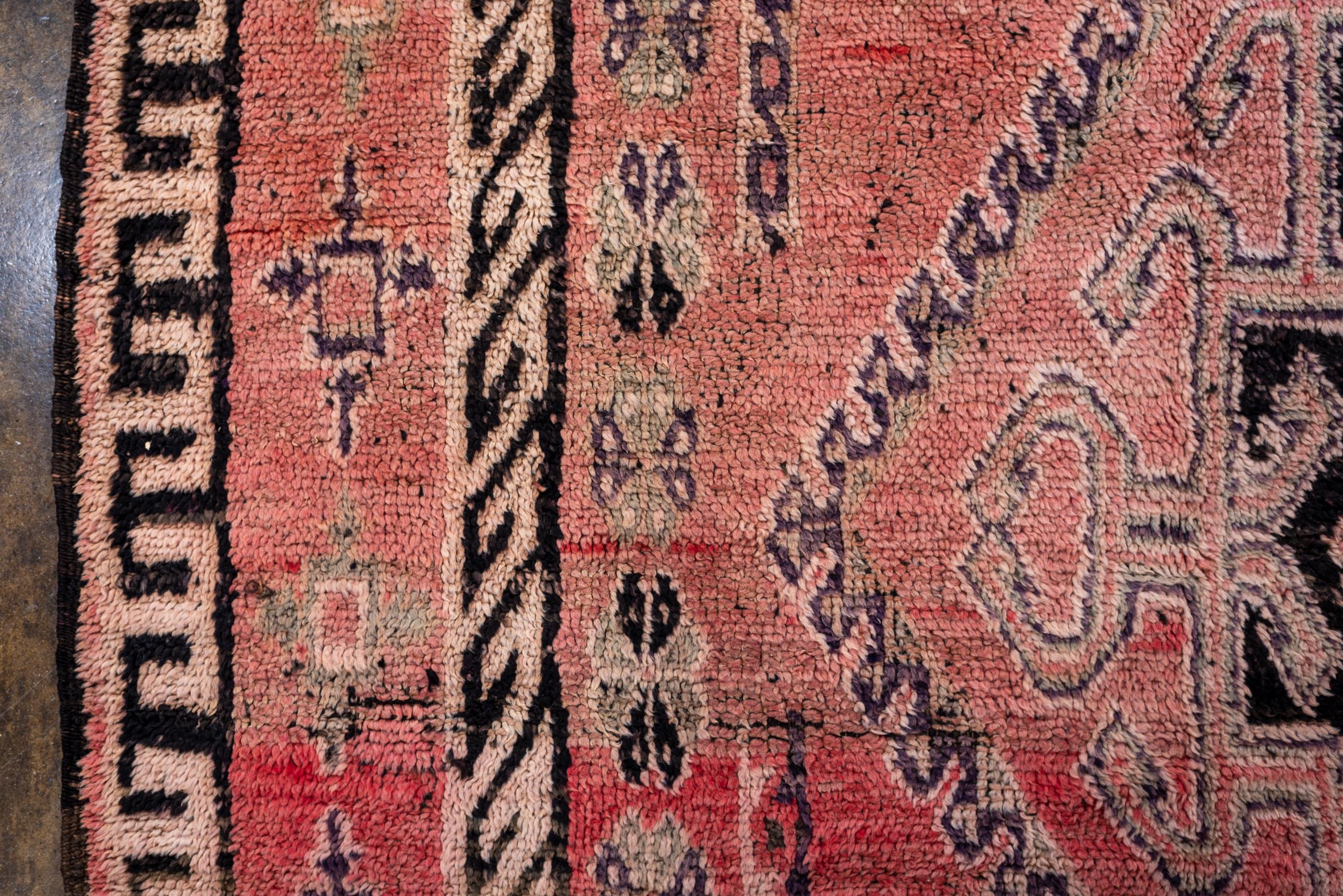 Hand-Knotted Vintage Moroccan Rug Design For Sale
