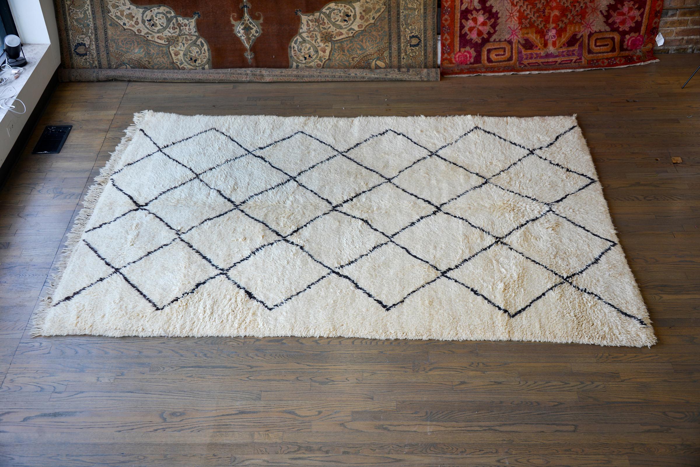 Marokkanischer Vintage-Teppich im Angebot 4