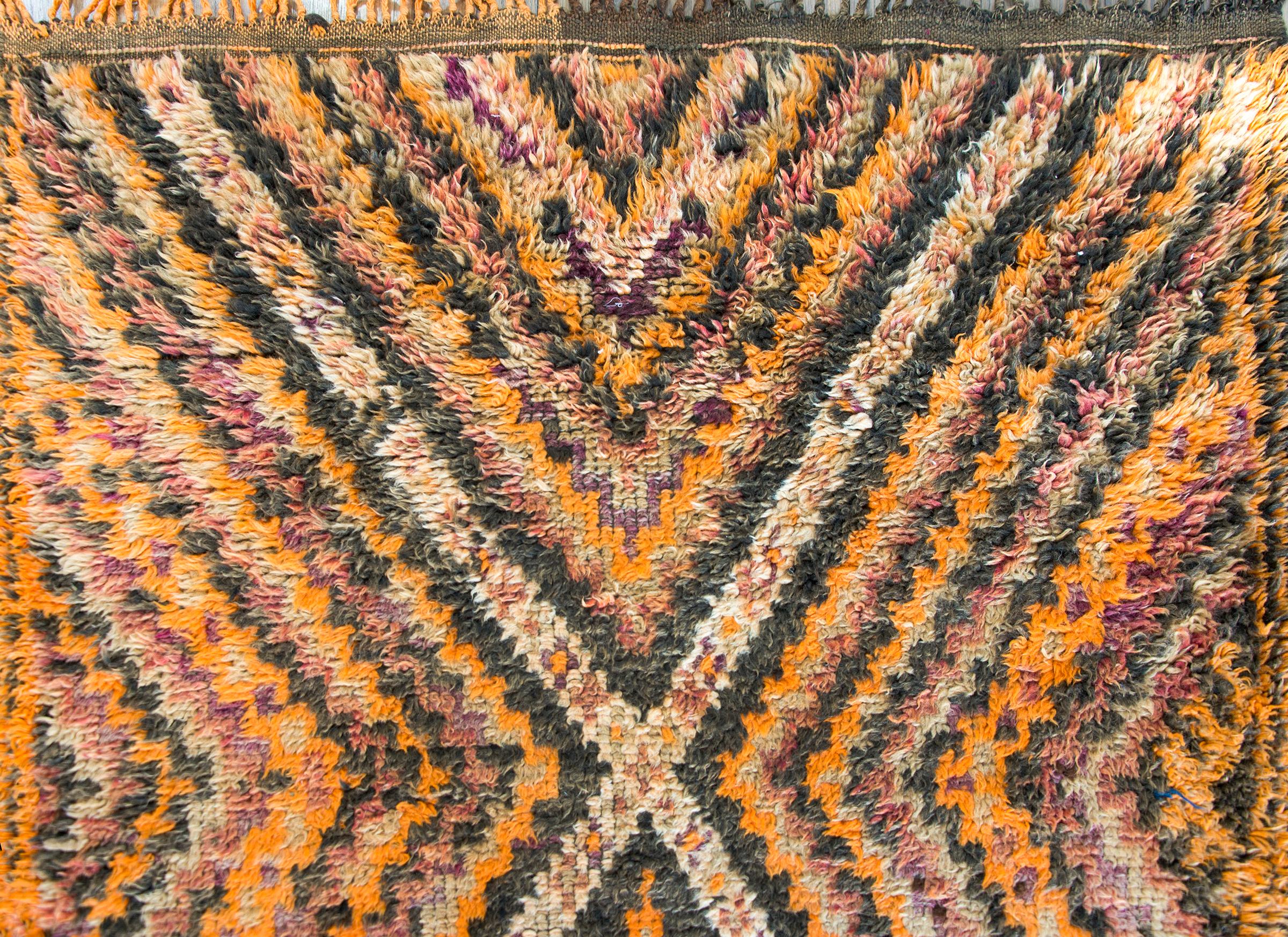Vintage Moroccan Rug For Sale 5