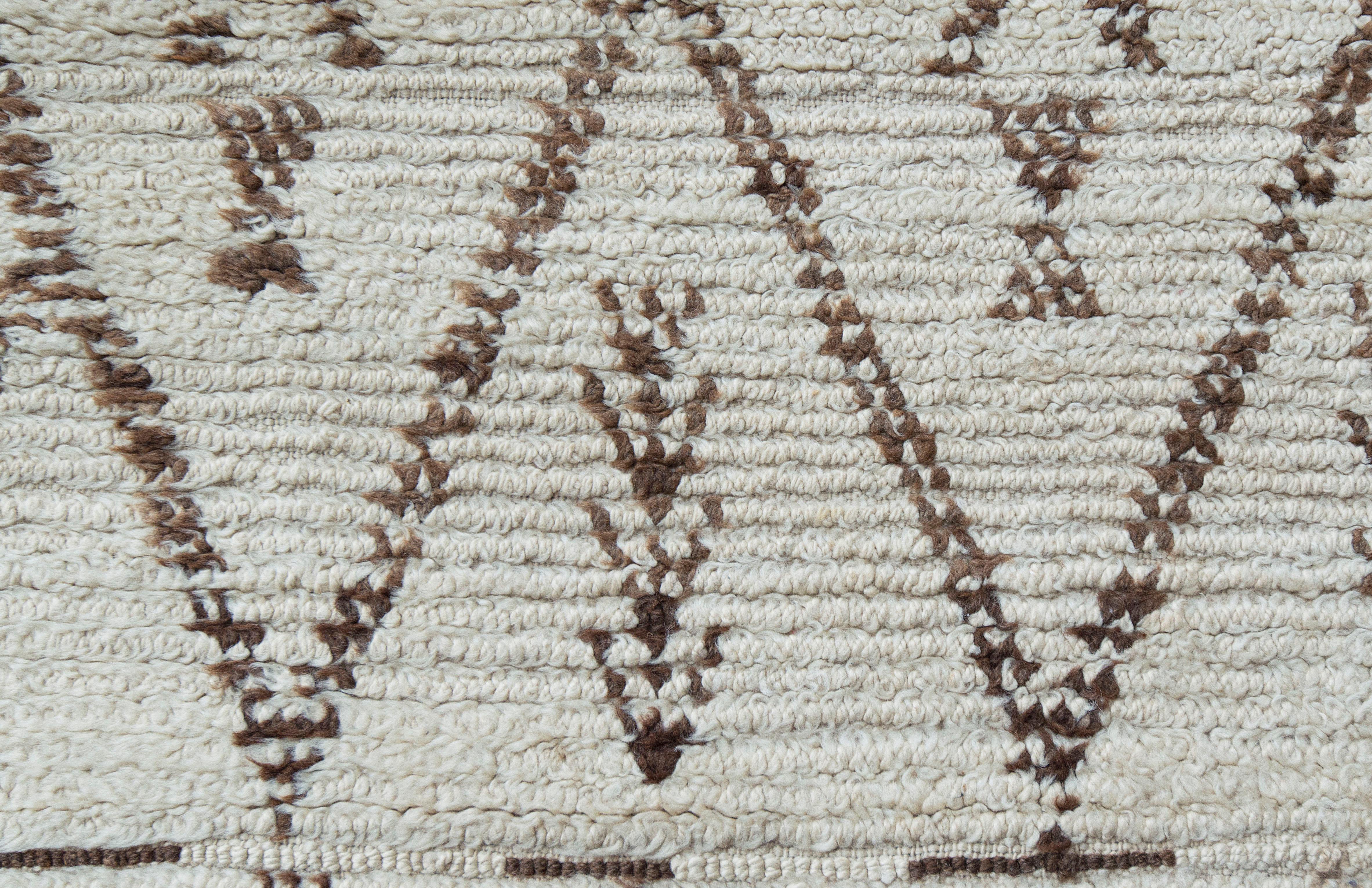 Marokkanischer Vintage-Teppich im Zustand „Gut“ im Angebot in West Hollywood, CA