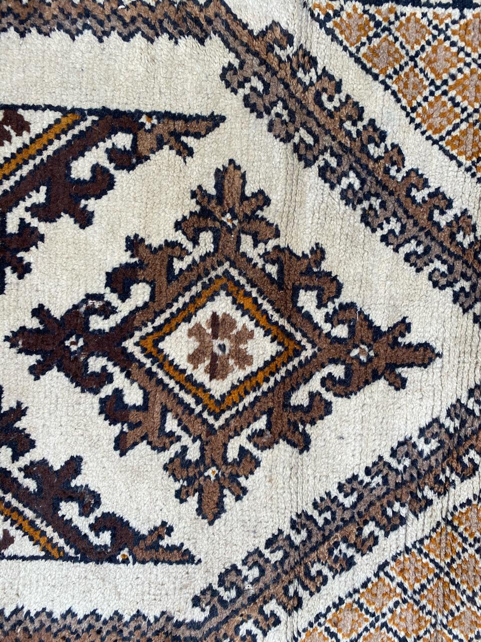 Wool Bobyrug’s nice Vintage Moroccan Rug For Sale