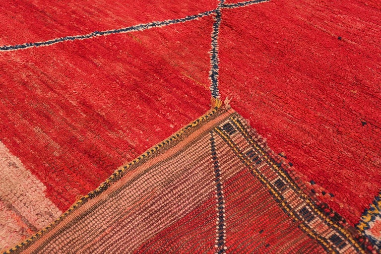 1 73 M In Feet Vintage Moroccan Rug. Size: 5 ft 8 in x 12 ft (1.73 m x 3.66 m) For