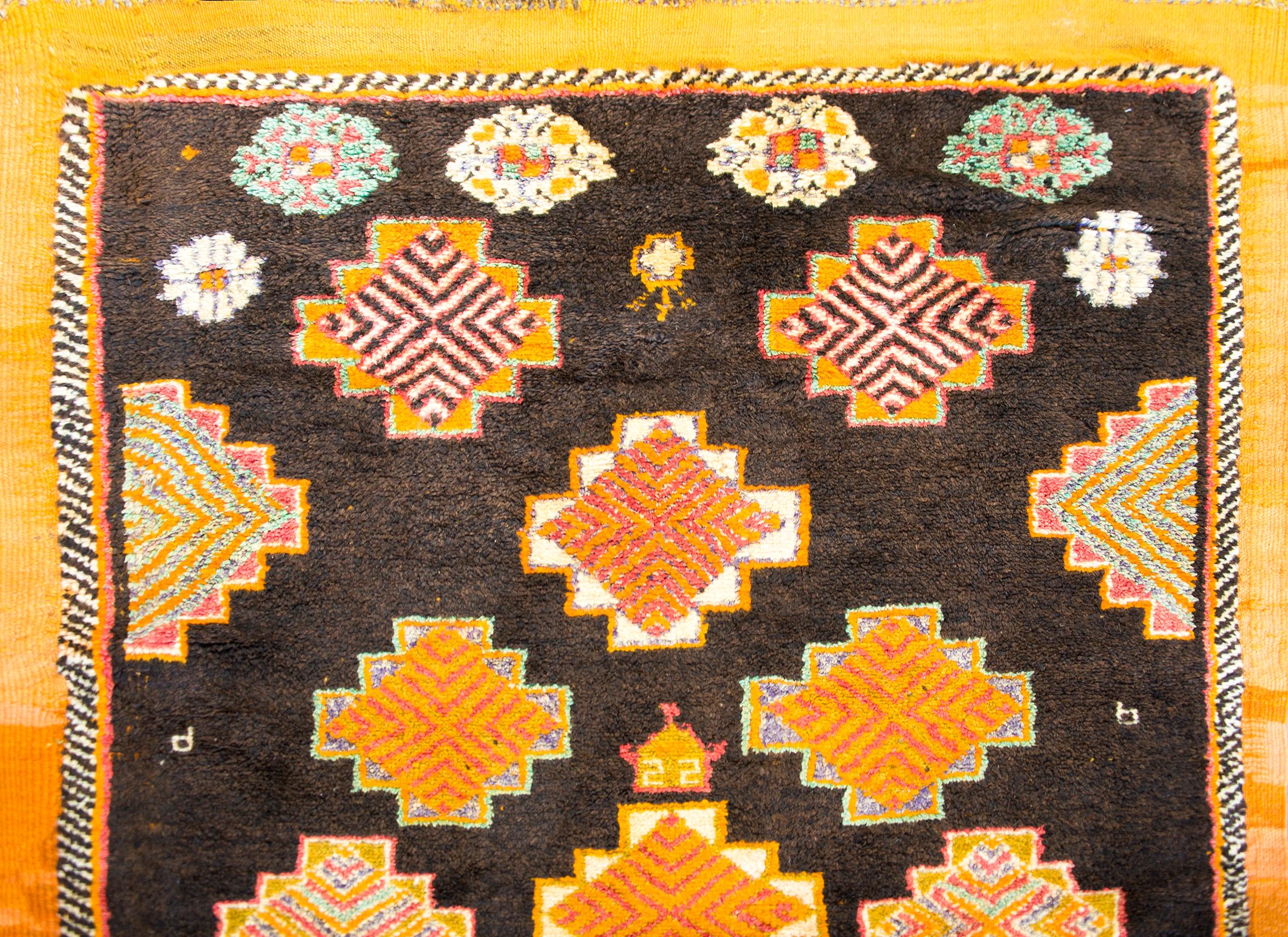 Vintage Moroccan Rug For Sale 2