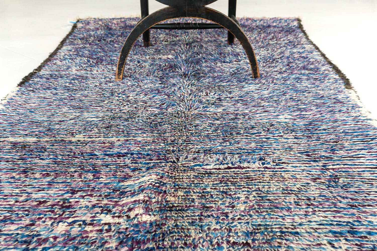 Marokkanischer Teppich aus der High Atlas-Kollektion (Handgeknüpft) im Angebot