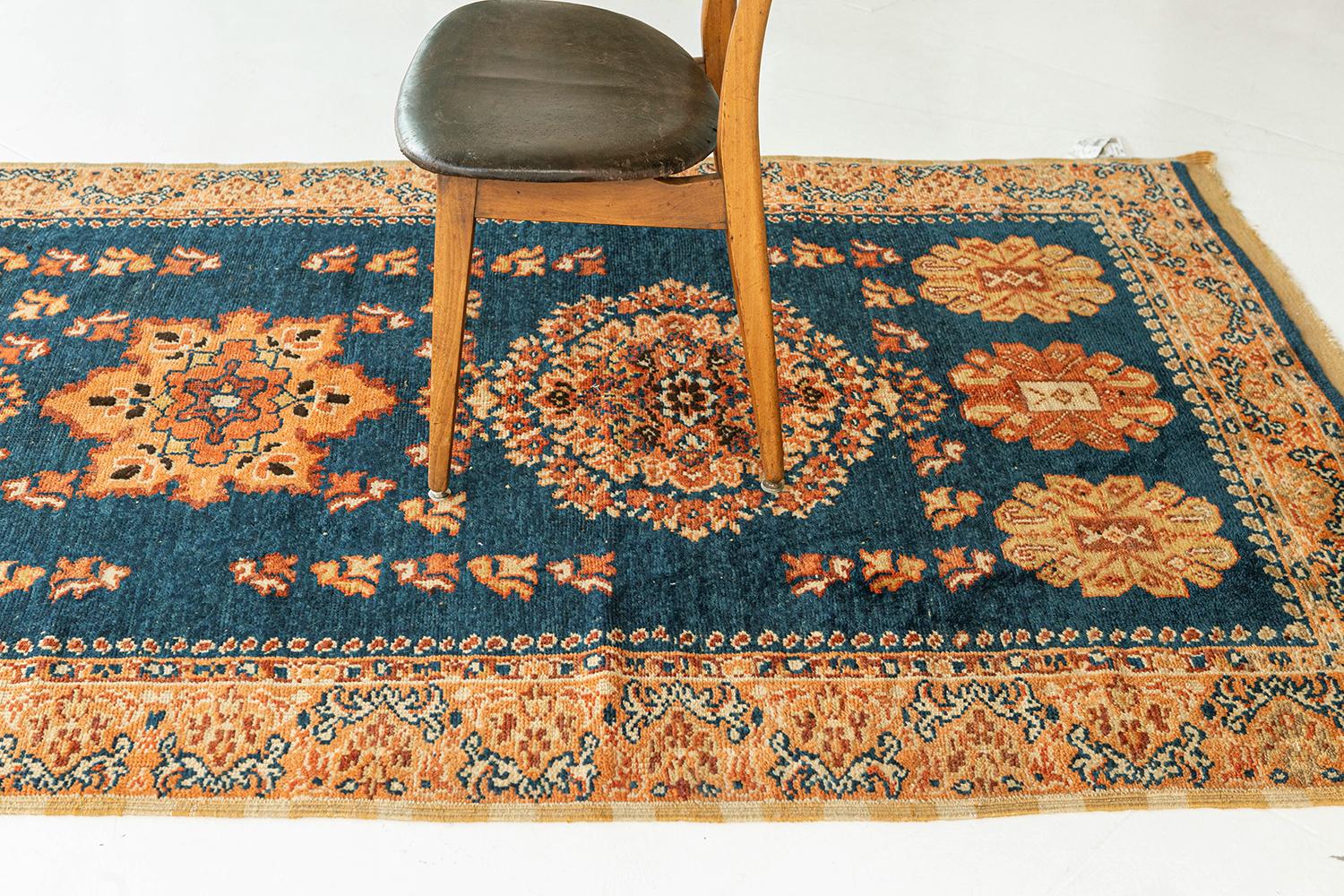 Tappeto marocchino vintage High Atlas Tribe Atlas Collection In condizioni buone in vendita a WEST HOLLYWOOD, CA