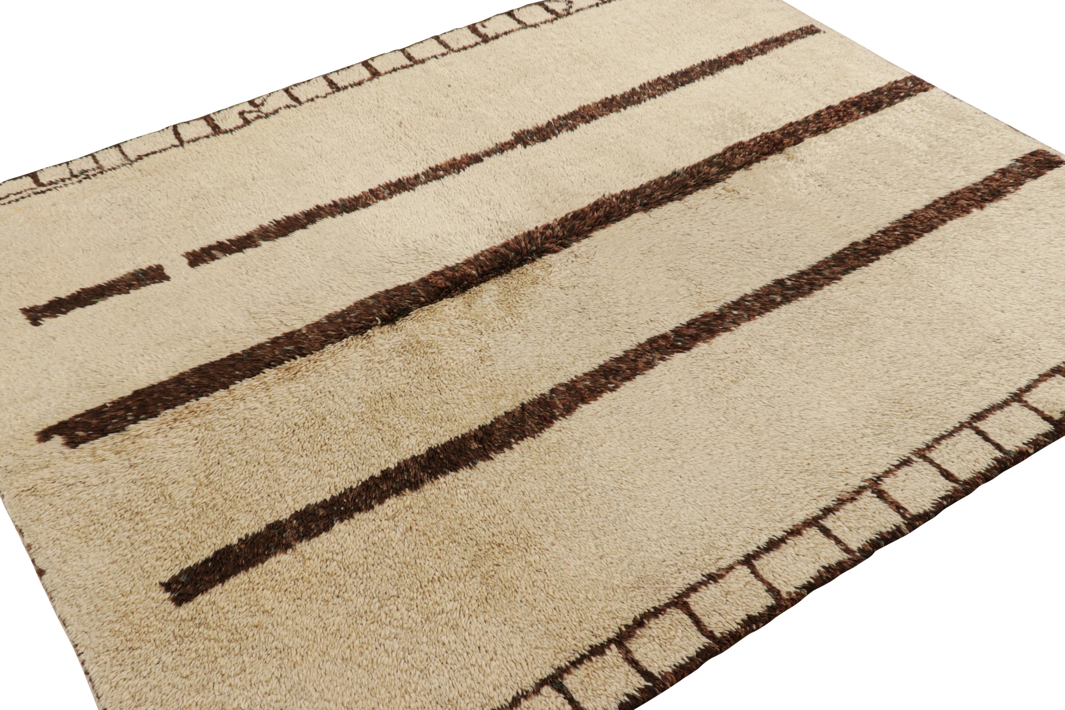 Vintage Moroccan Rug in Beige with Chocolate Brown Stripes, from Rug & Kilim In Good Condition For Sale In Long Island City, NY