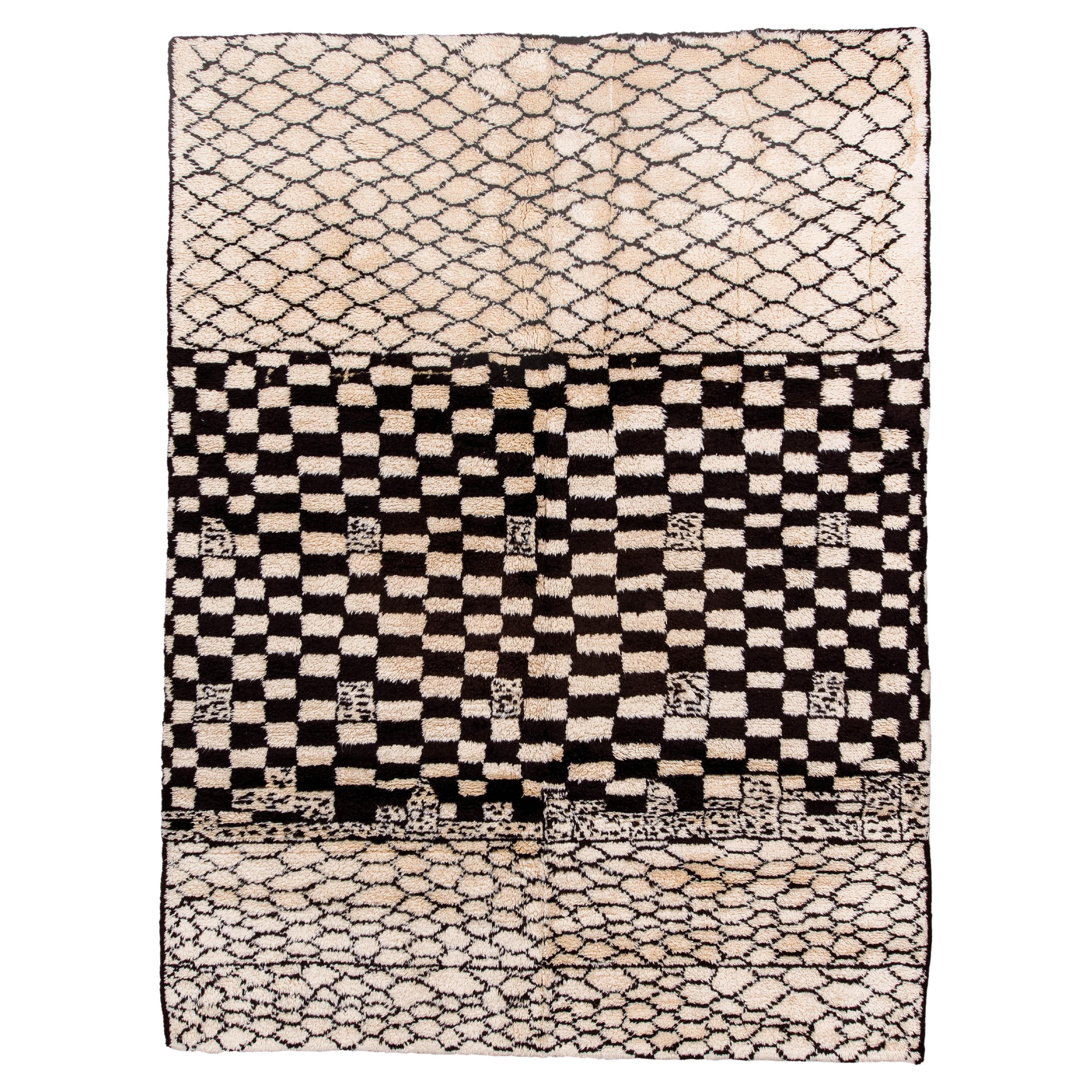 Vintage Marokkanischer Teppich in Schwarz 
Elfenbein Gitter mit Tribal Netting