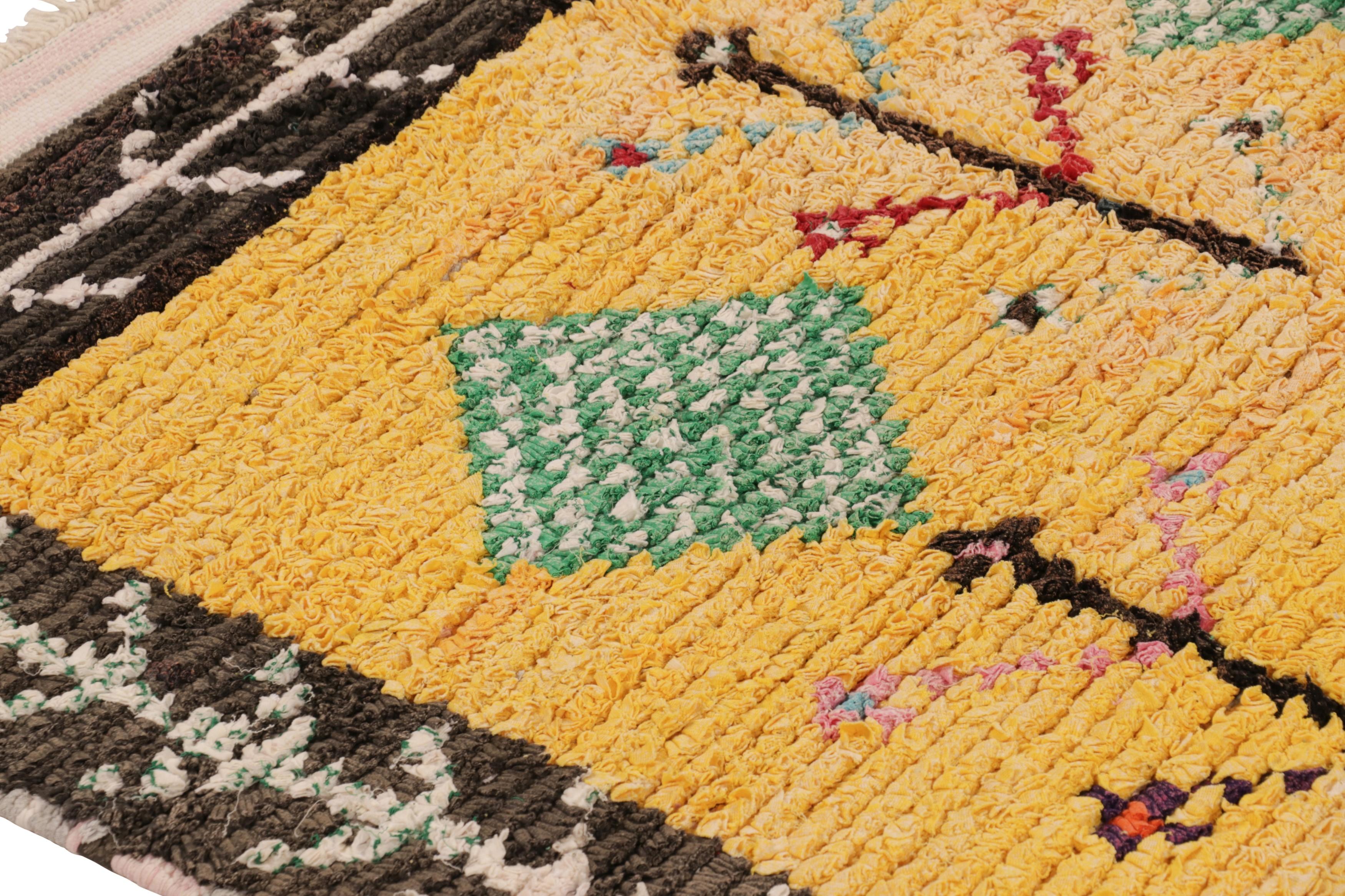 Hand-Knotted Vintage Moroccan Rug in Gold with Geometric Patterns - Rug & Kilim For Sale