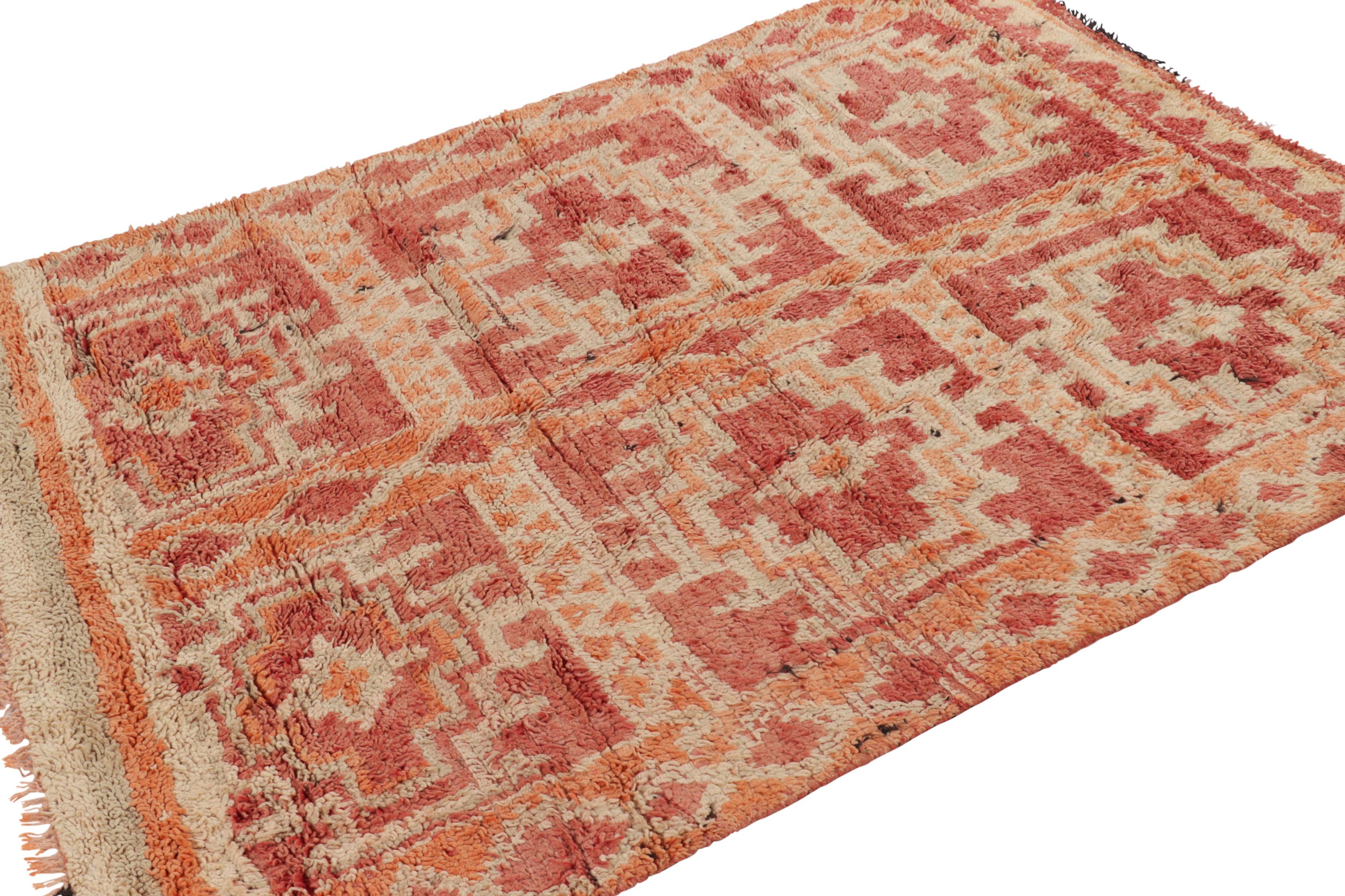 Vintage Moroccan Rug in Pink and Rust with Geometric Medallion - Rug & Kilim In Good Condition For Sale In Long Island City, NY