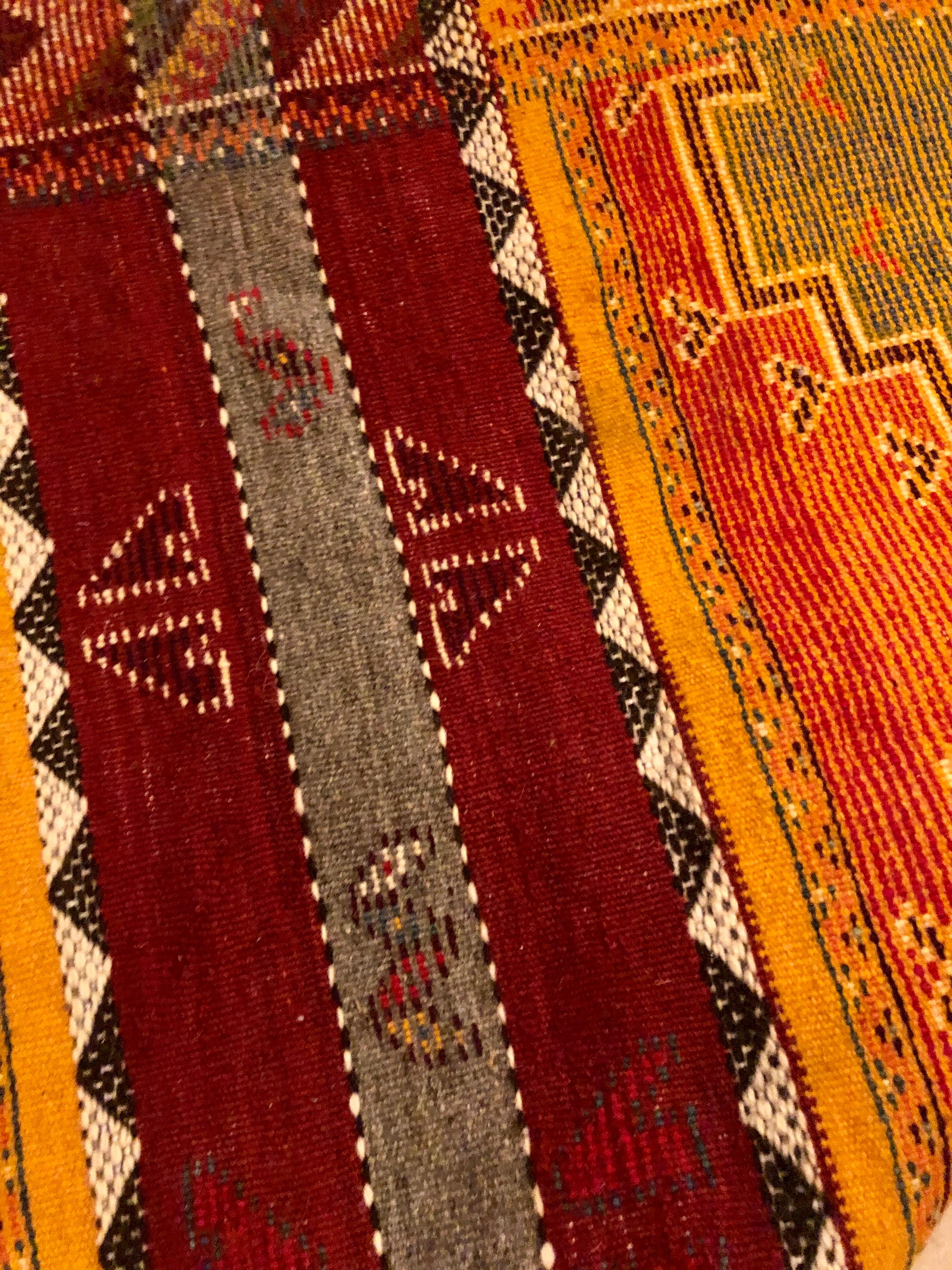 Vintage Moroccan Rug or Carpet, Handwoven Organic Wool Rug with Tribal Design 5