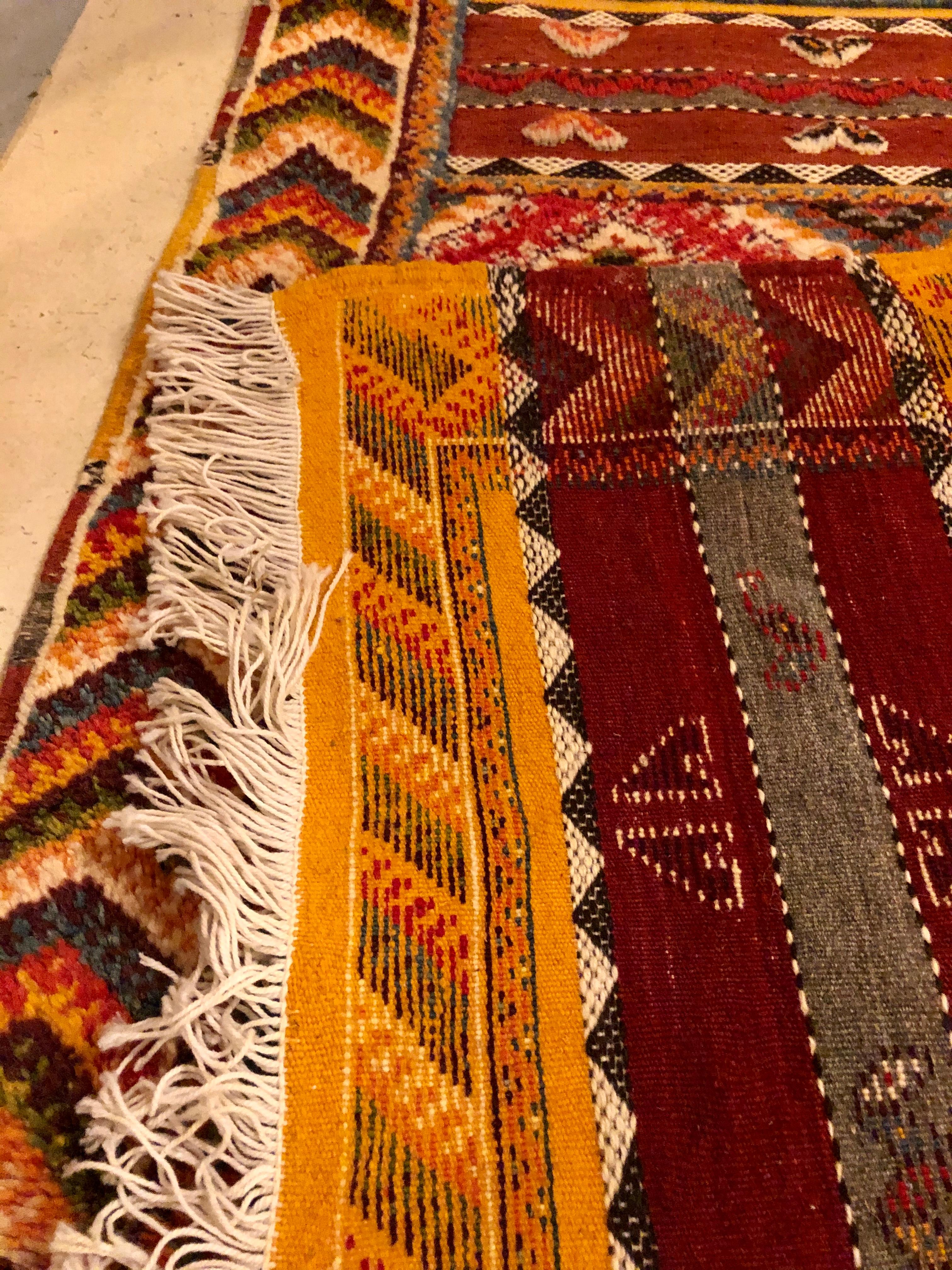 Vintage Moroccan Rug or Carpet, Handwoven Organic Wool Rug with Tribal Design 6