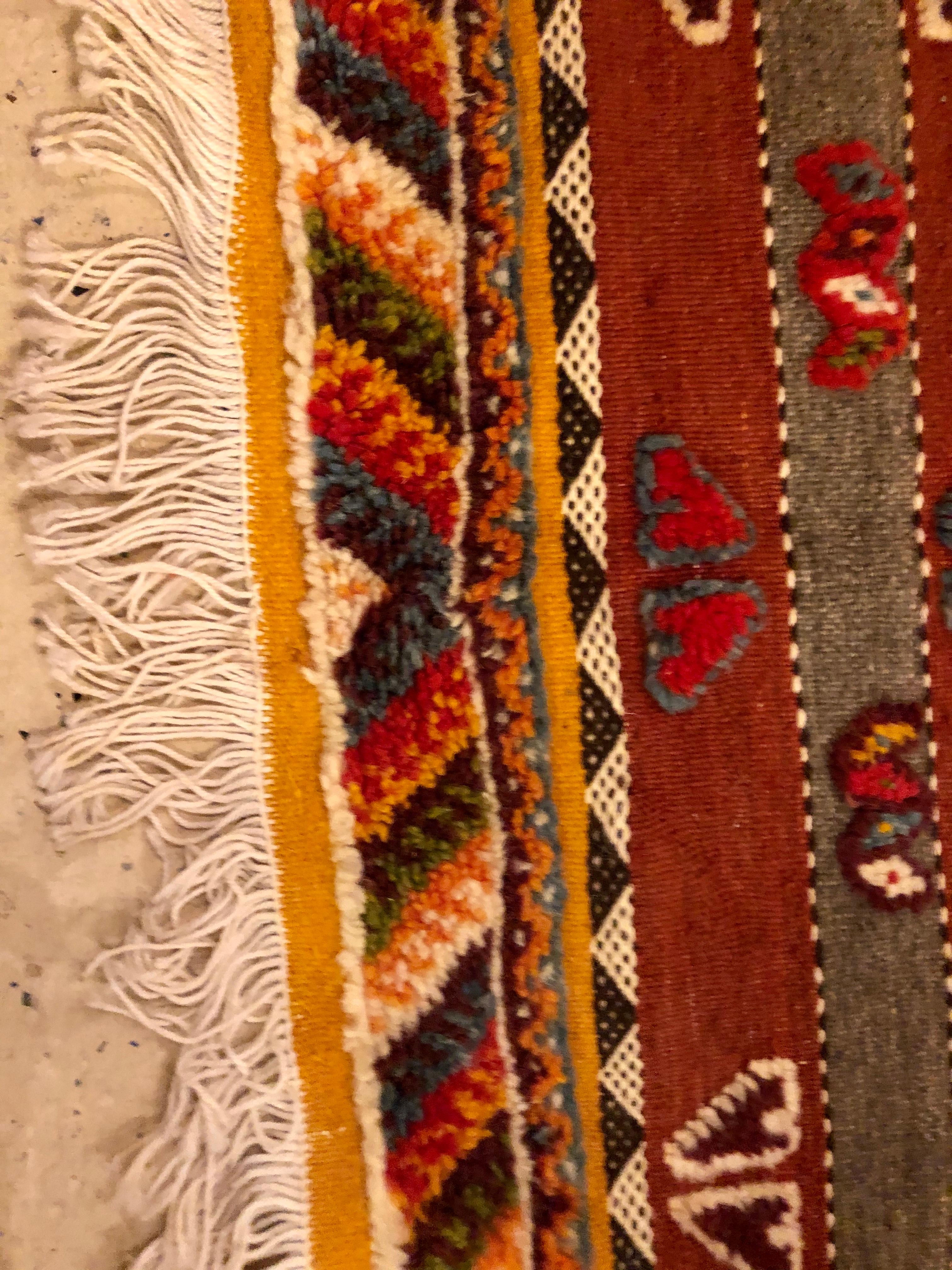 Vintage Moroccan Rug or Carpet, Handwoven Organic Wool Rug with Tribal Design 2