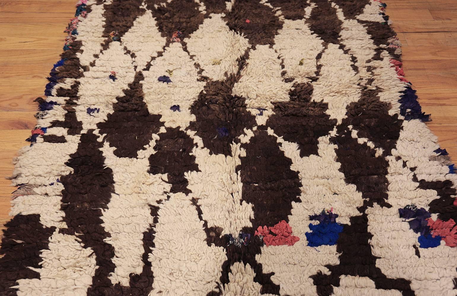 Wool Vintage Moroccan Rug. Size: 4 ft 3 in x 7 ft (1.3 m x 2.13 m)