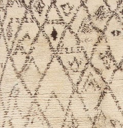 Vintage Moroccan Rug. Size: 5 ft 6 in x 11 ft 9 in