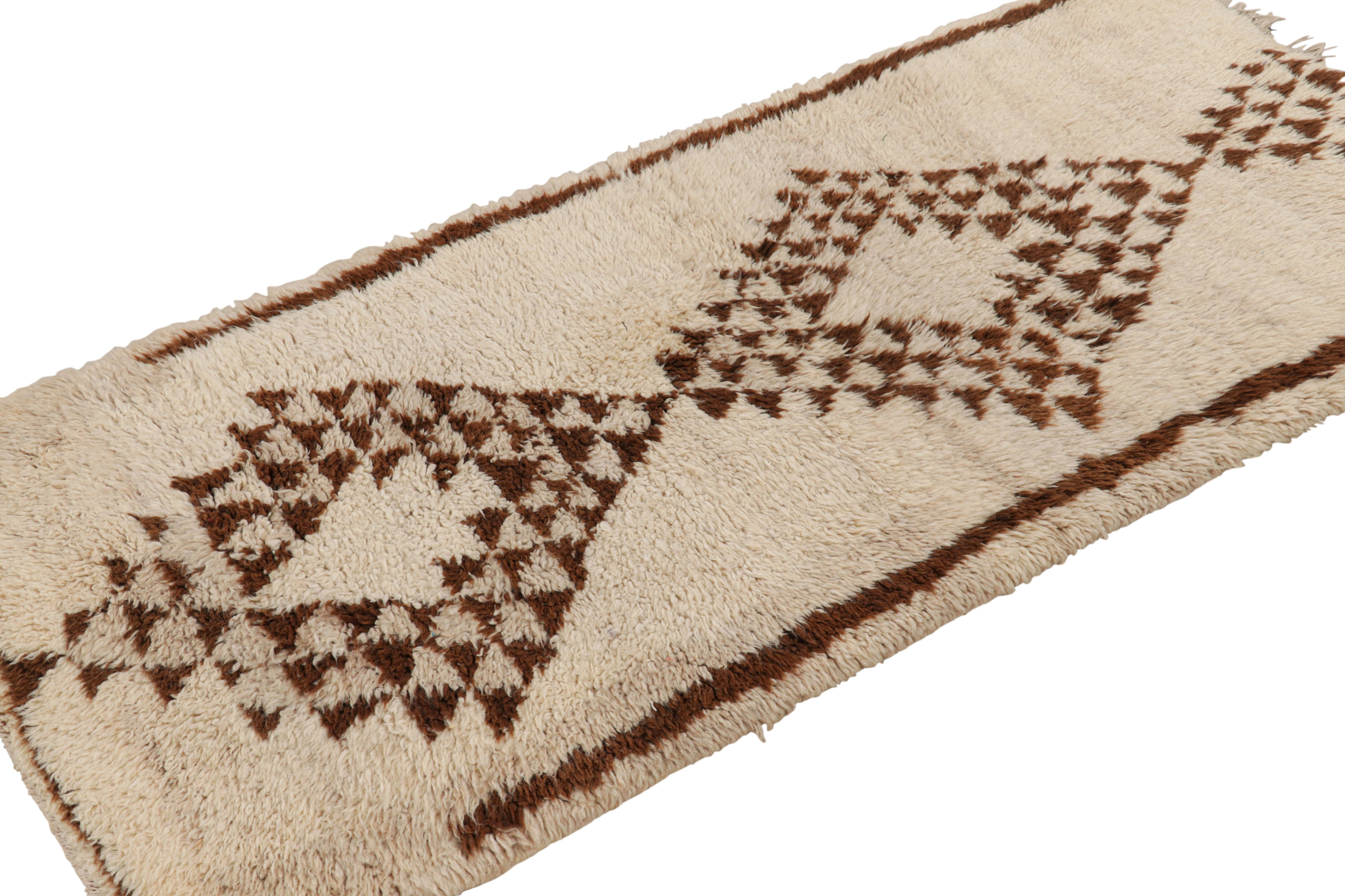 Annodato a mano Tappeto marocchino vintage con motivi geometrici beige-marroni, da Rug & Kilim