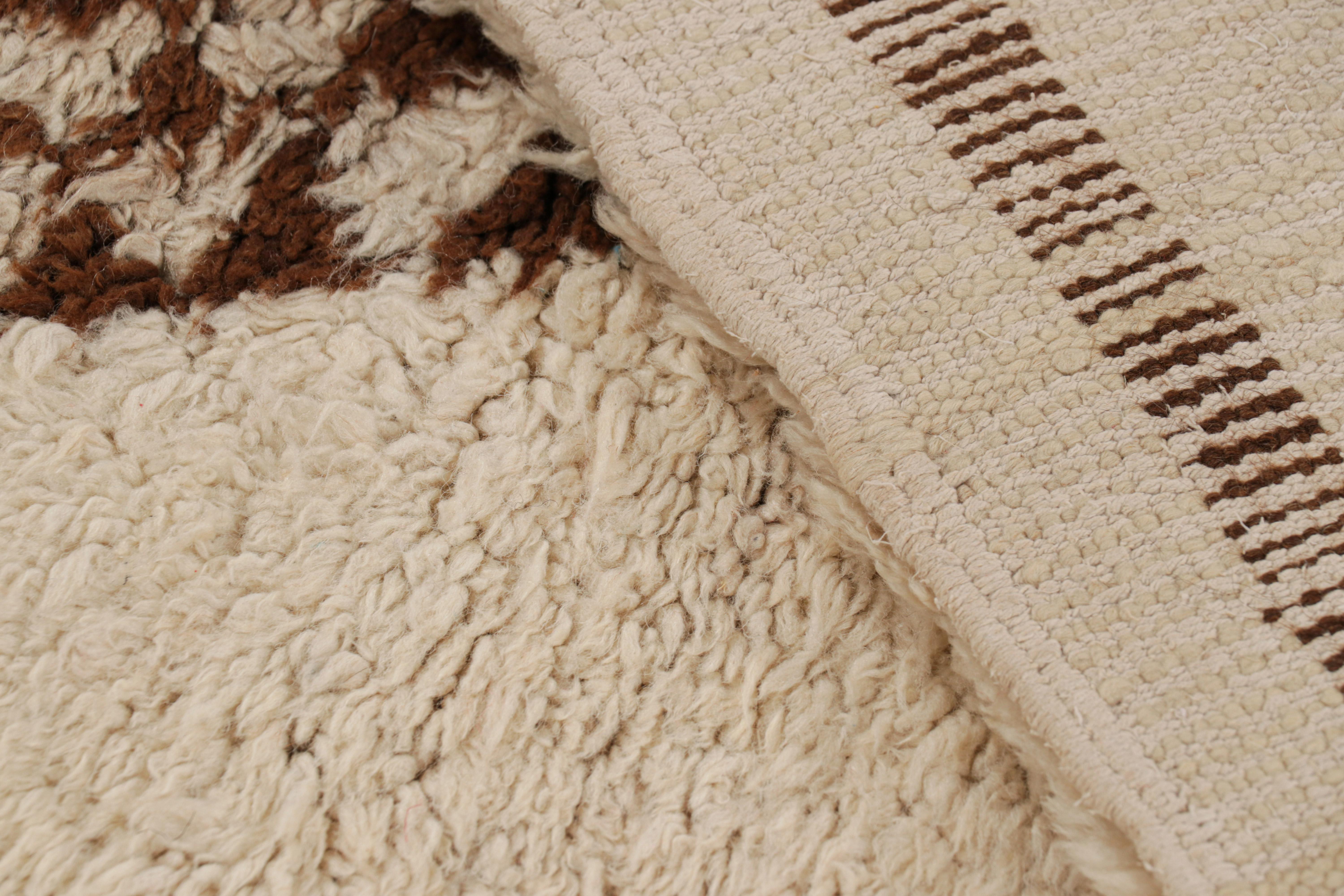 Lana Tappeto marocchino vintage con motivi geometrici beige-marroni, da Rug & Kilim