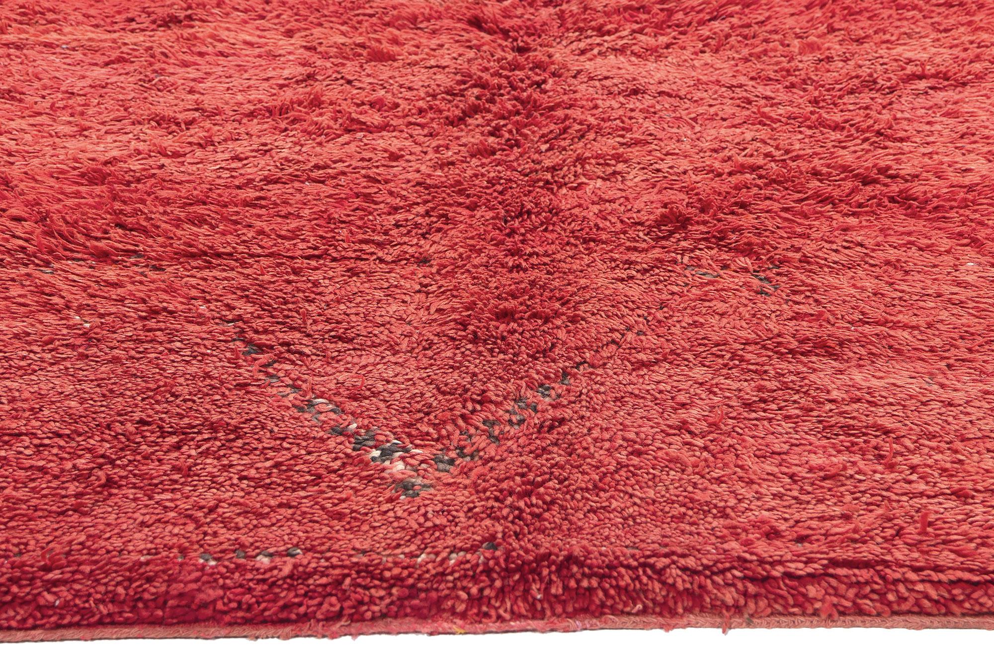 Vintage Red Beni MGuild Rug with Hidden Pattern, Midcentury Meets Cozy Nomad In Good Condition For Sale In Dallas, TX