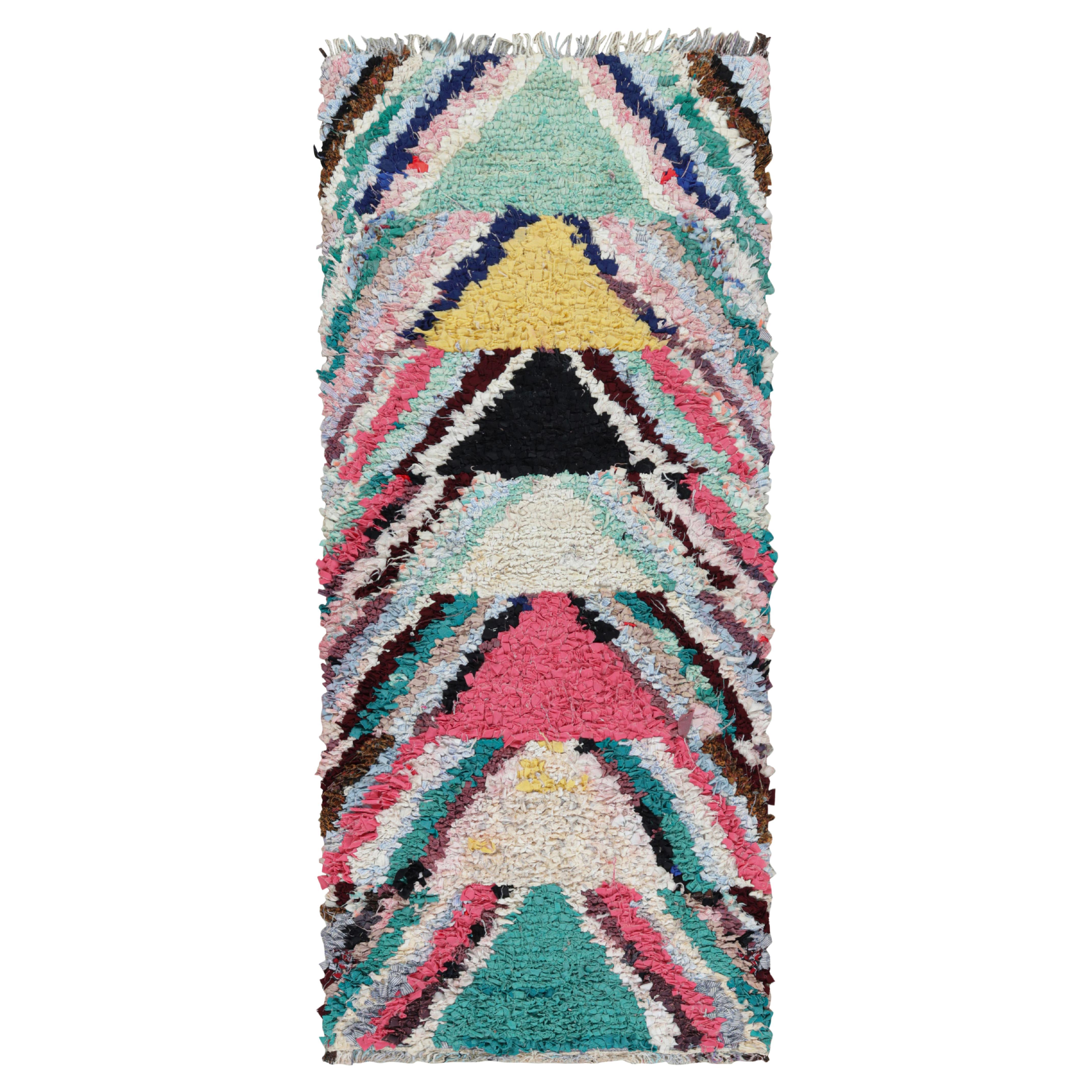 Tapis marocain vintage avec motifs géométriques polychromes, de Rug & Kilim