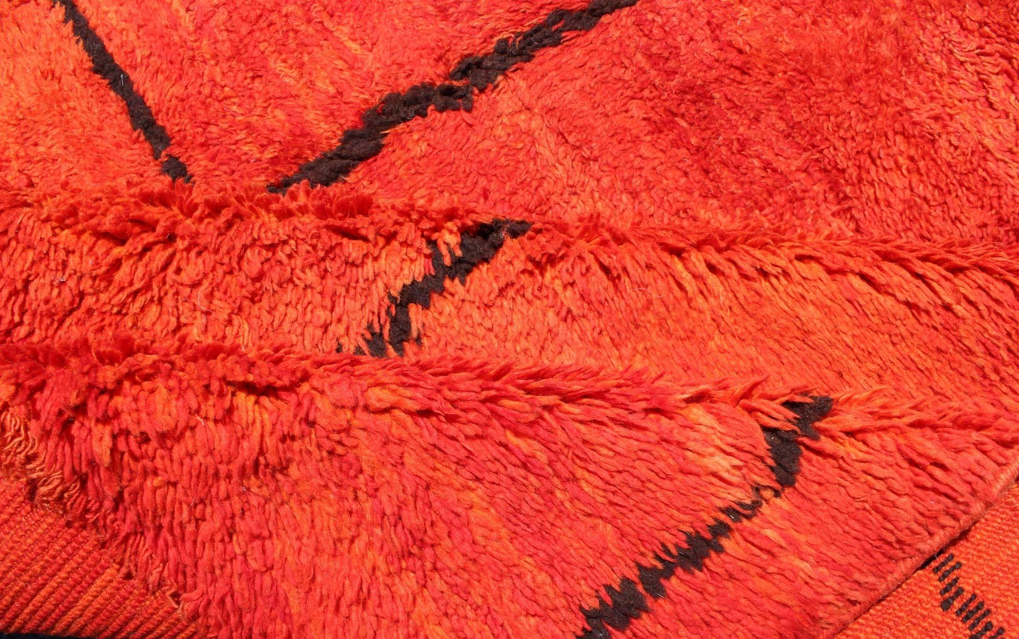Vintage Moroccan Rug with Orange/Red and Charcoal Line in Modern Design In Excellent Condition For Sale In Atlanta, GA