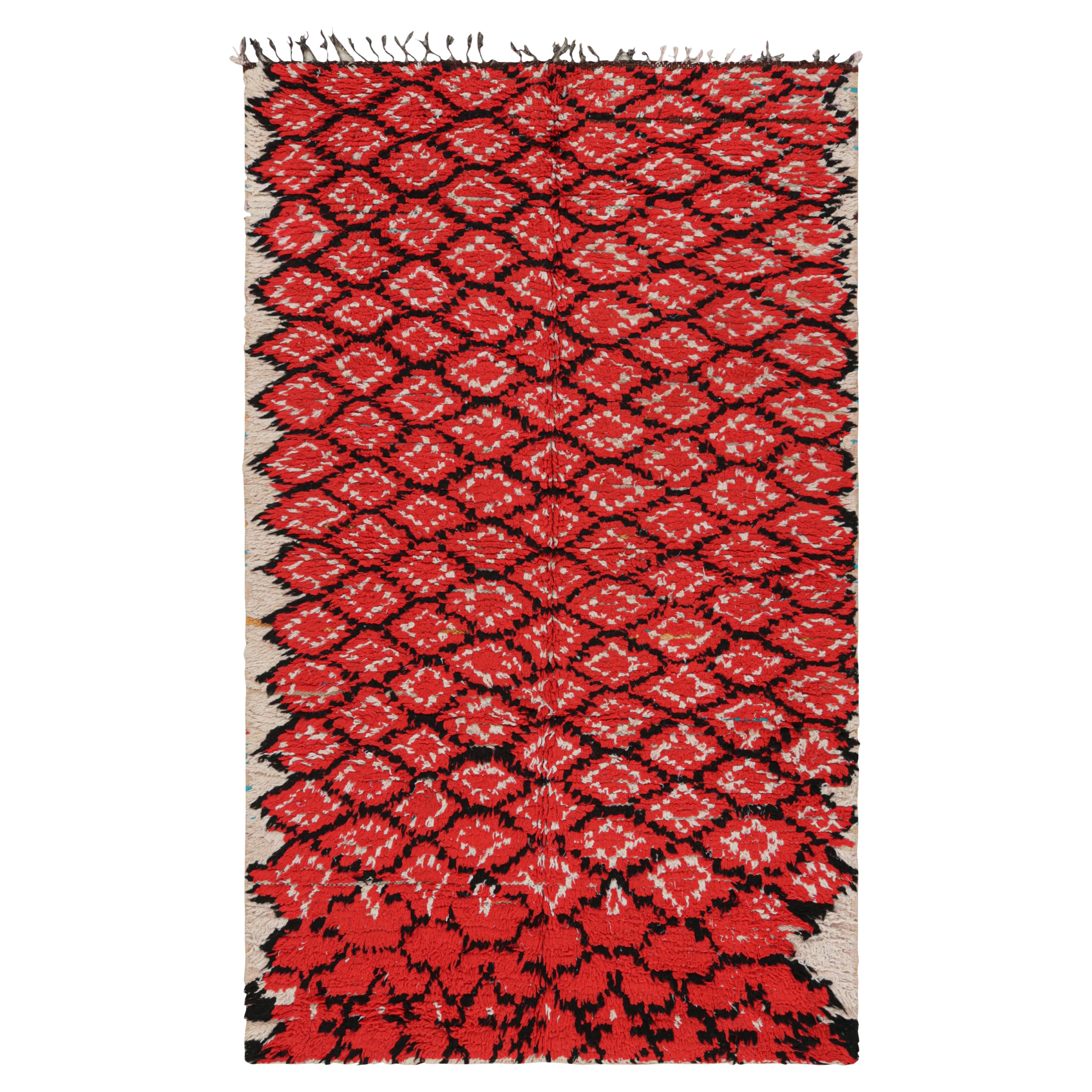 Tappeto marocchino vintage con motivi a diamante rossi, neri e bianchi  Rug & Kilim