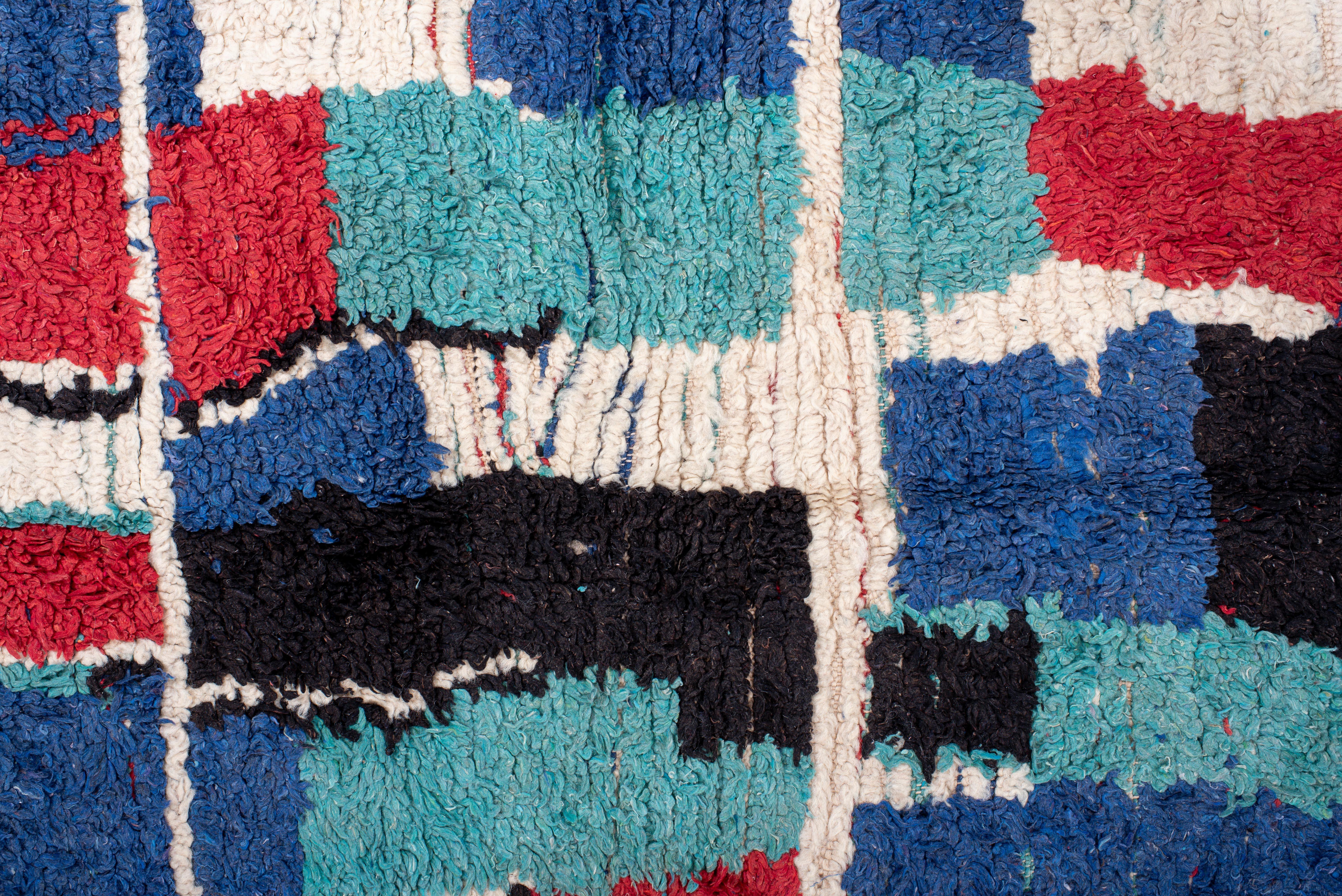 Alfombra marroquí vintage con motivo tribal de rombos y bloques en venta 1