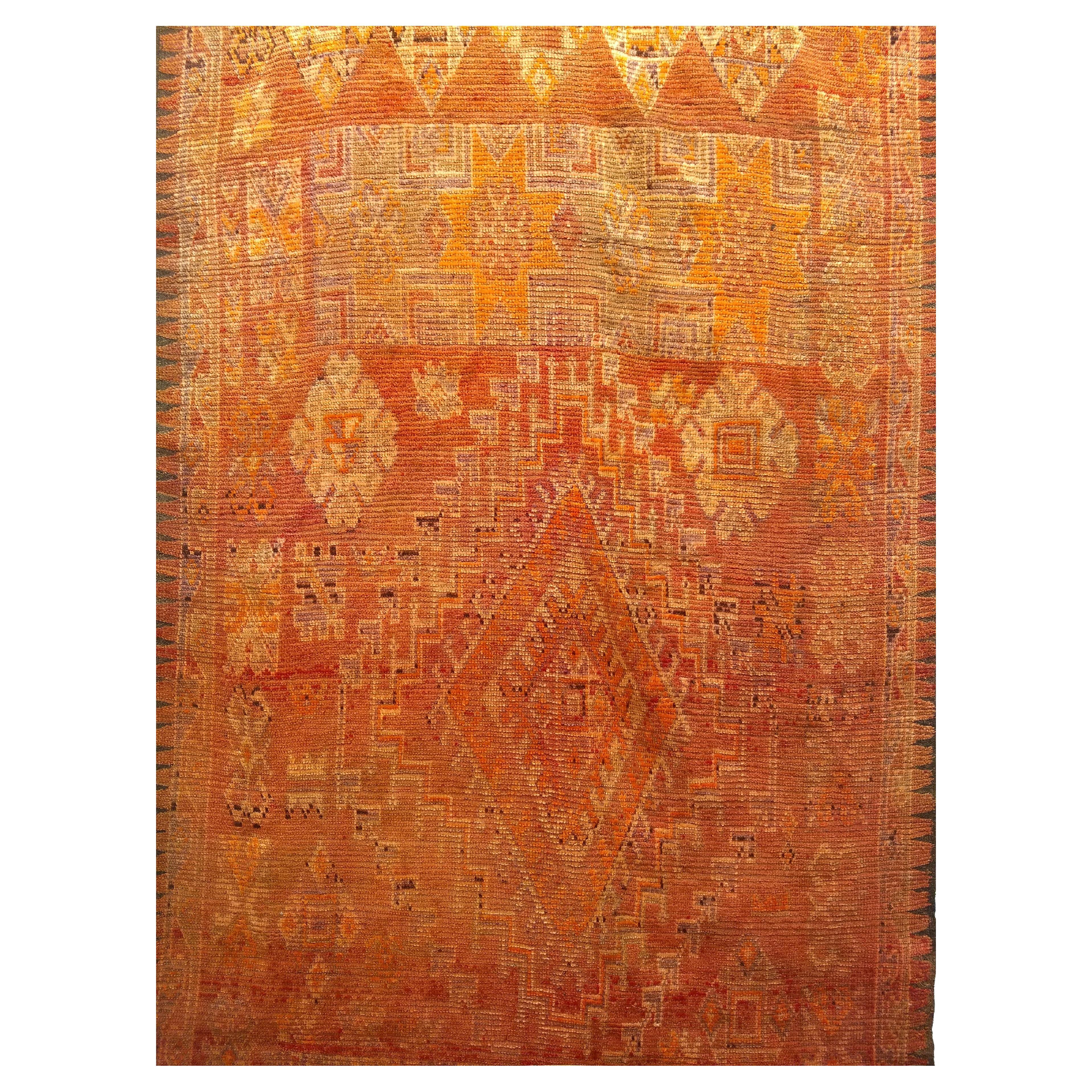 Marokkanischer Vintage-Läufer mit geometrischem Muster in Gelb, Lavendel, Elfenbein und Rot im Angebot