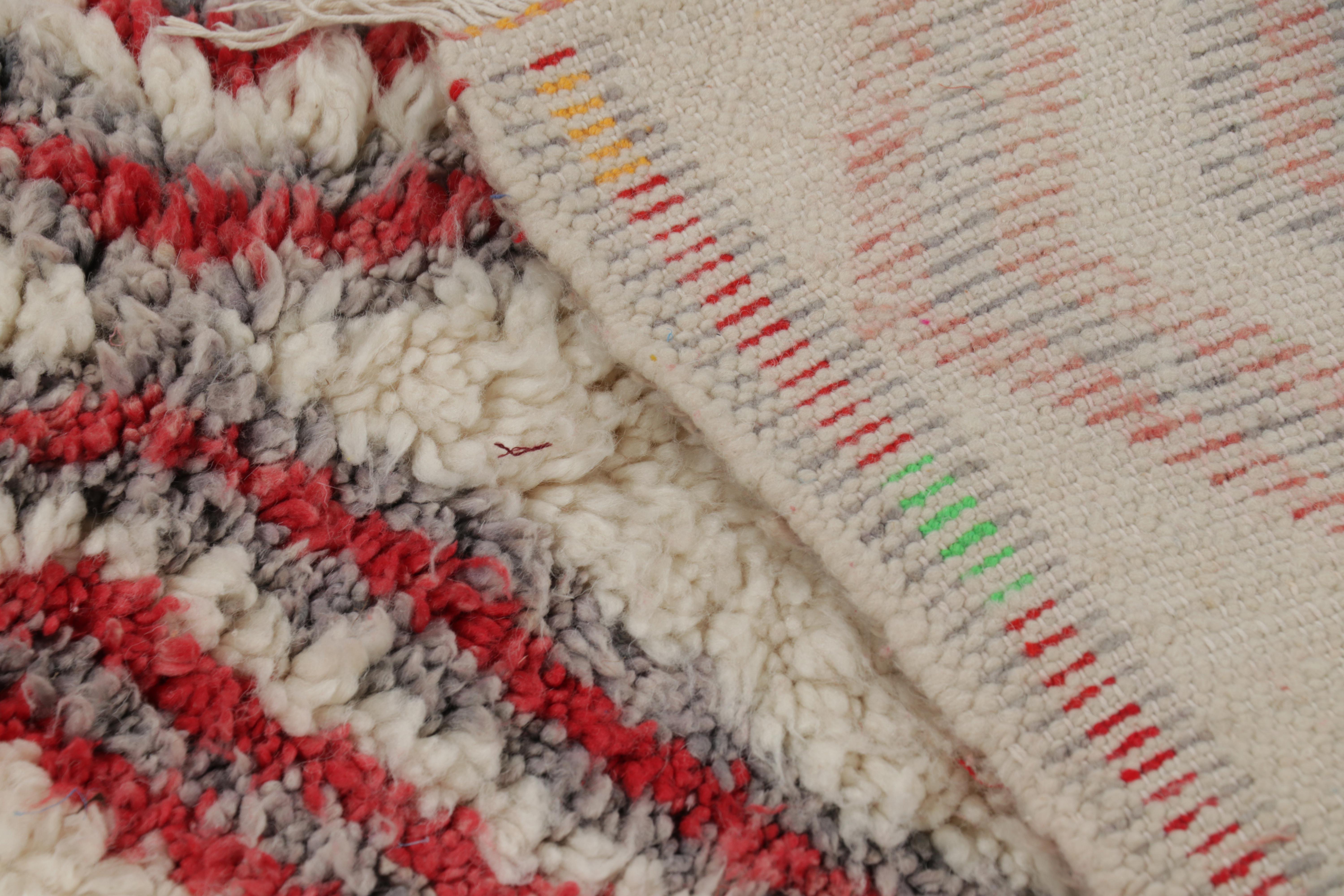 Vintage Moroccan Runner in White with Red Geometric Patterns, from Rug & Kilim For Sale 1