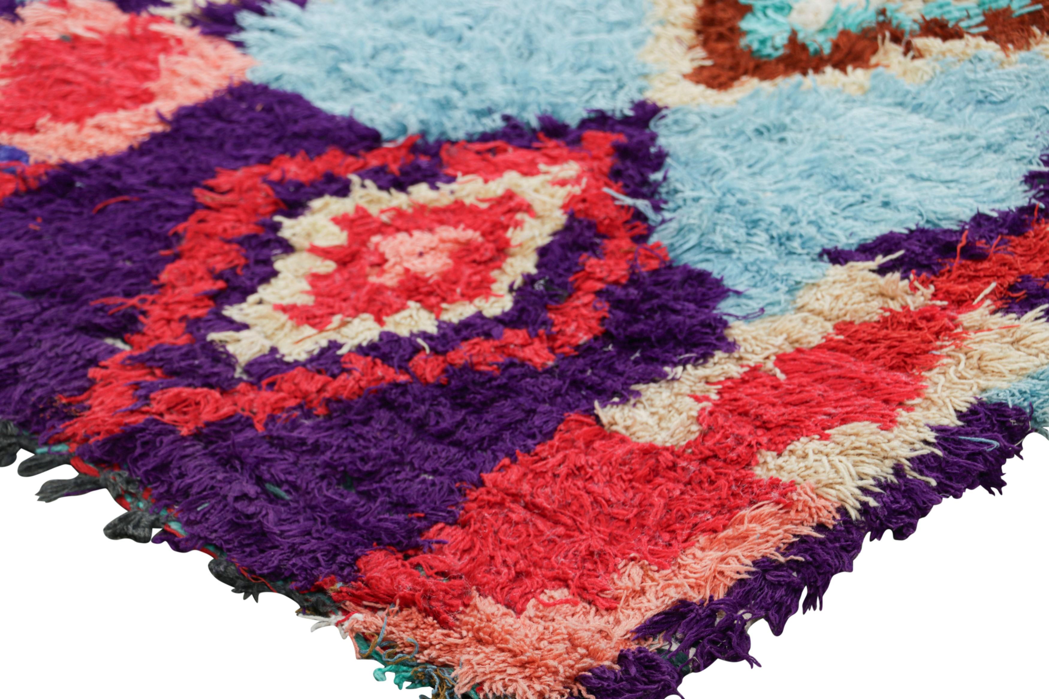 Vintage Marokkanischer Läufer, Blau & Lila mit geometrischen Mustern - Rug & Kilim (Wolle) im Angebot