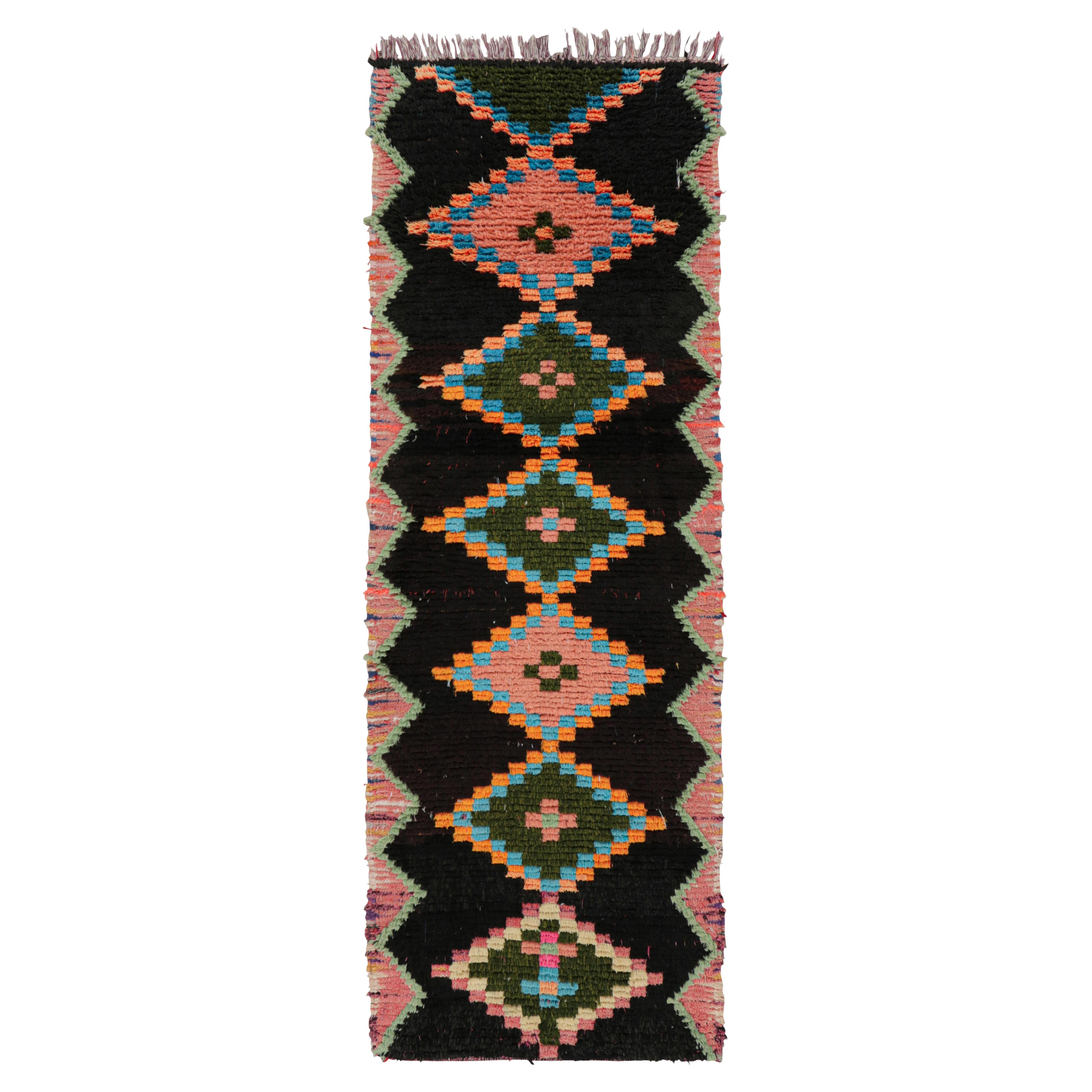 Tappeto marocchino vintage in nero con medaglioni, da Rug & Kilim in vendita